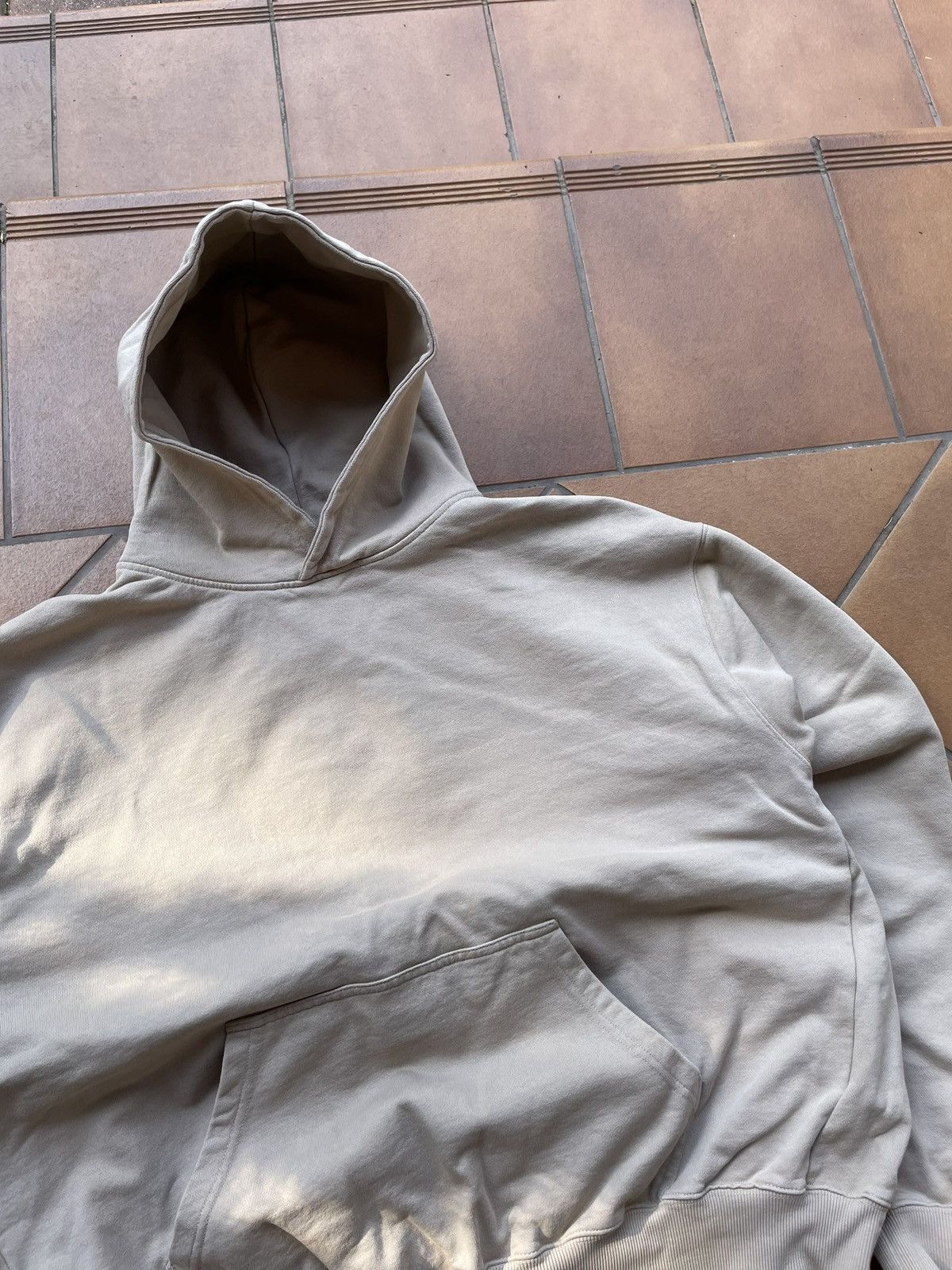 Designer × Rue Porter Rue Porter Boxy Fit Sand Hoodie Y2K Designer Streetwear Rap Size US XL / EU 56 / 4 - 2 Thumbnail