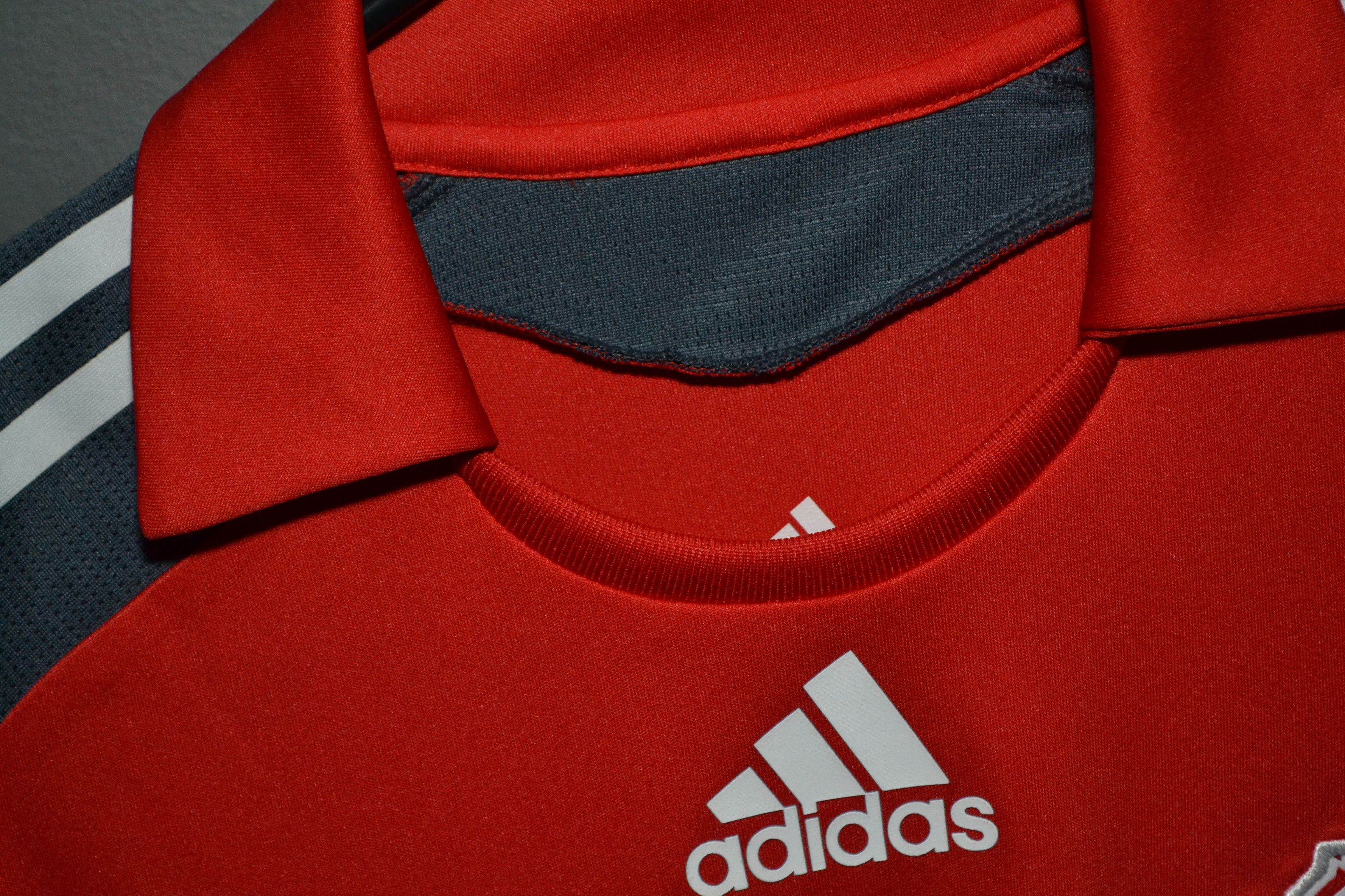 Adidas Toronto FC Jrsey 2008 MLS adult Size S Size US S / EU 44-46 / 1 - 8 Thumbnail
