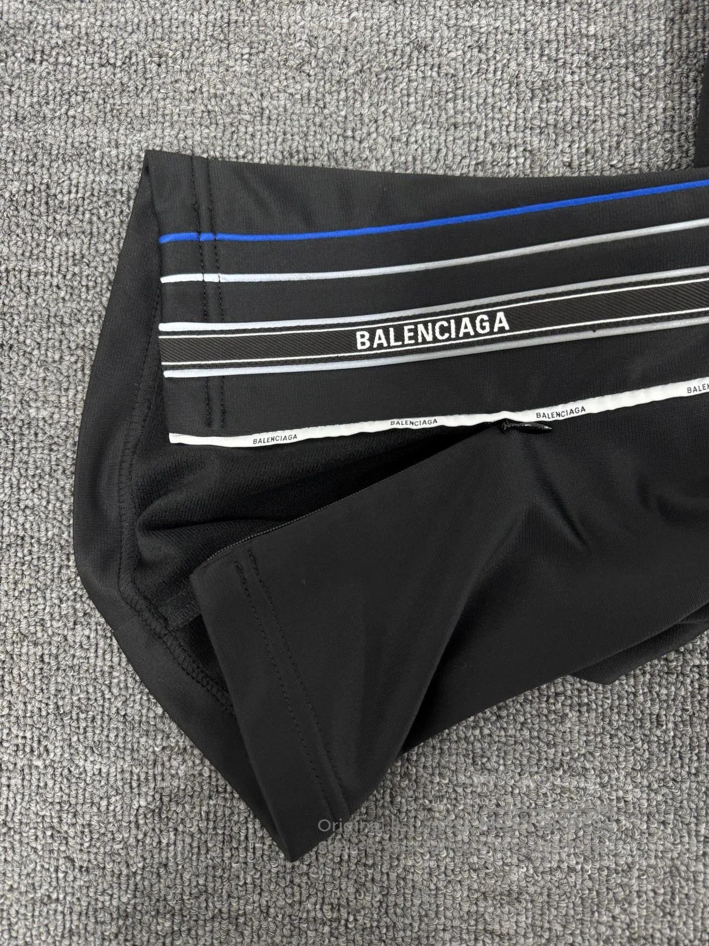 Balenciaga Balenciaga Side Logo Nylon Pants. Size US 36 / EU 52 - 6 Thumbnail