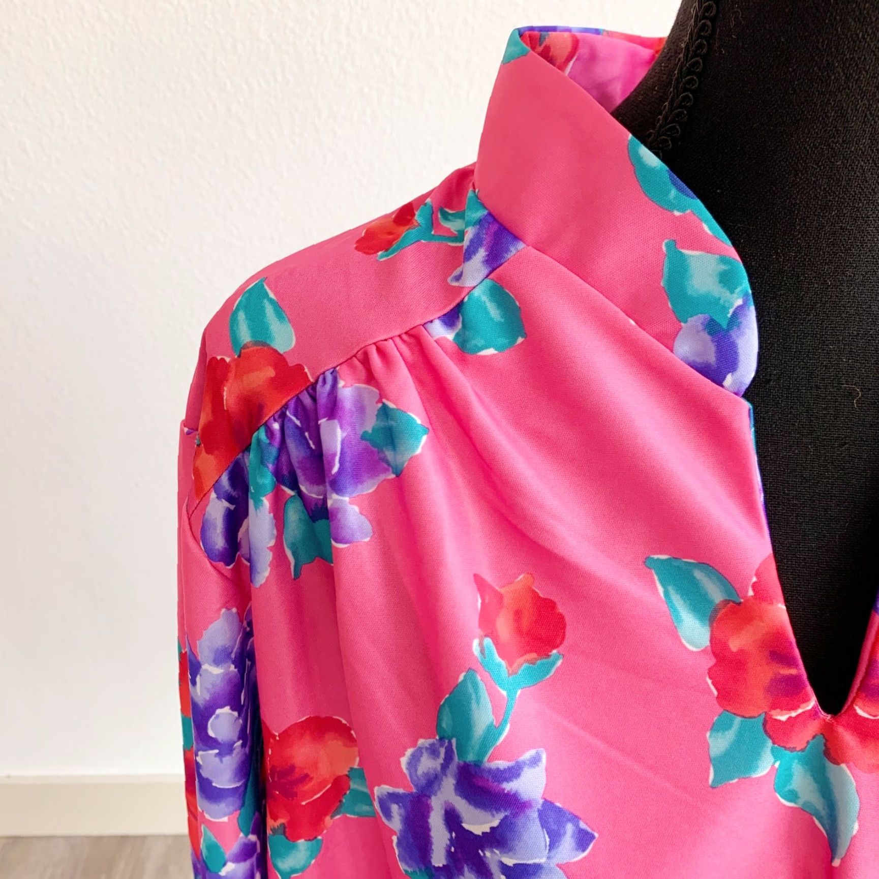 Vintage VINTAGE Granada Pink Floral Nightshirt Kaftan Muumuu Shirt Dress 2X XXL USA Size XXL / US 16-18 / IT 52-54 - 3 Thumbnail