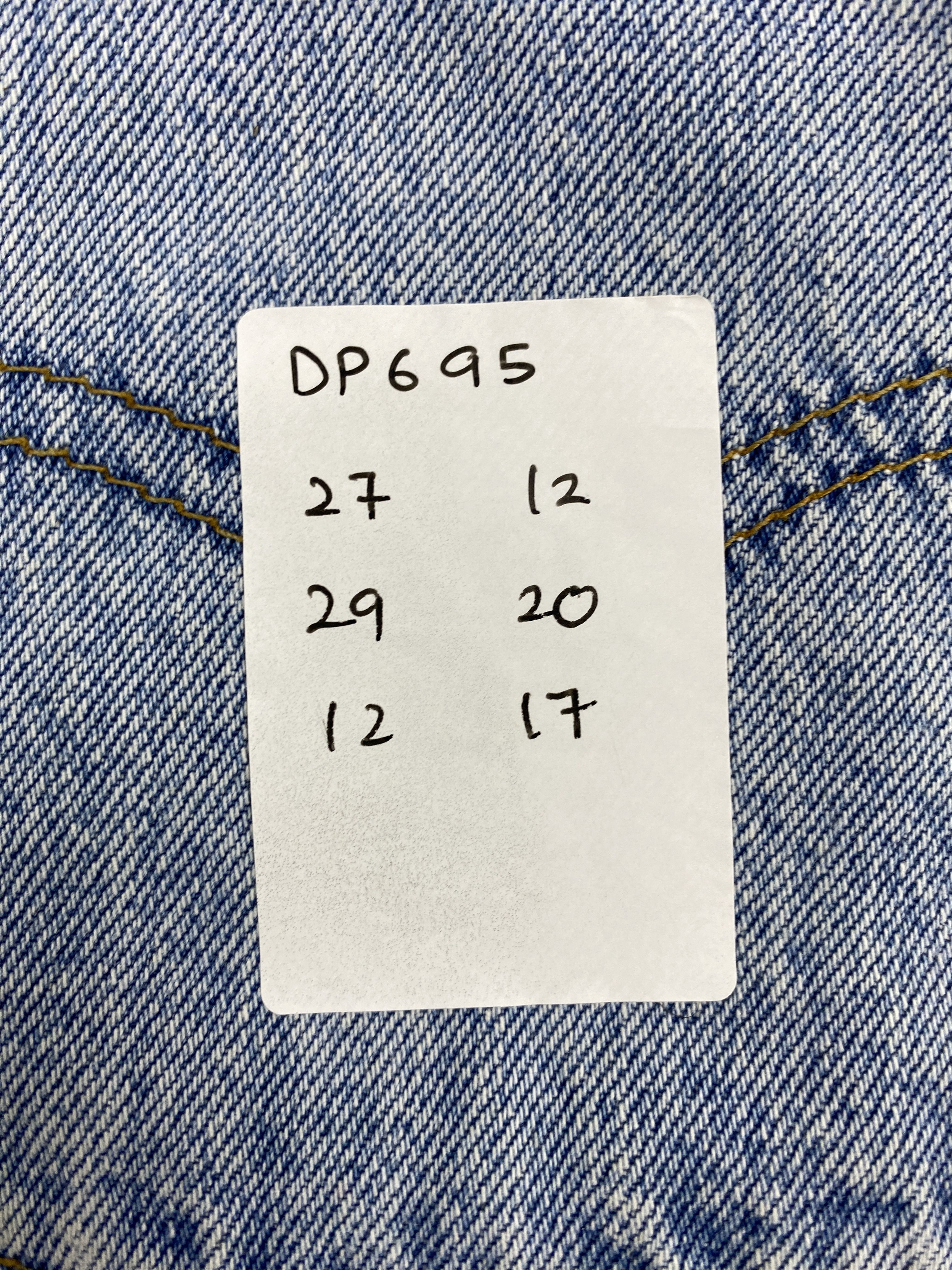 Levi's × Vintage Vintage Levis 551 Light Washed Jeans Size US 27 - 13 Thumbnail
