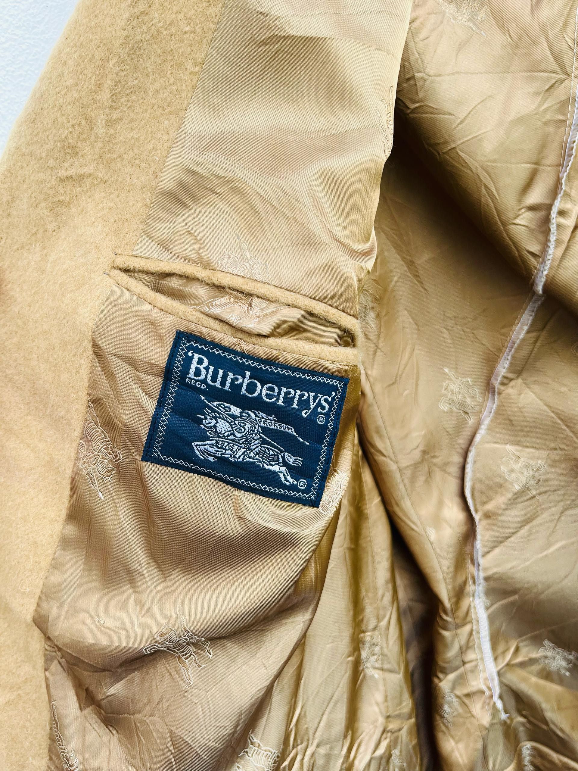 Burberry × Vintage Vintage Burberrys Bullocks 100% Pure Camel Hair Wool Jacket Size US L / EU 52-54 / 3 - 9 Thumbnail