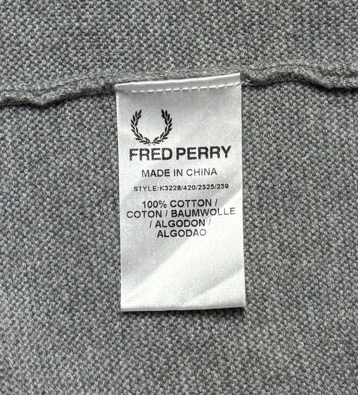 Fred Perry Fred Perry Cotton Knit V-neck Sweater Small Logo Size US XL / EU 56 / 4 - 10 Thumbnail