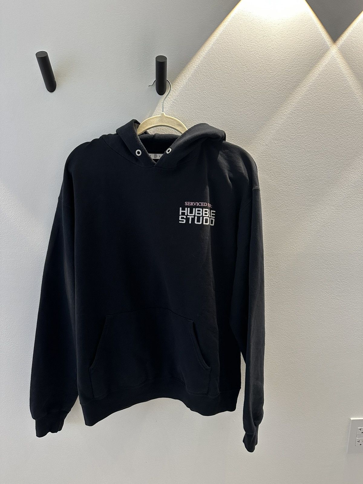 Other Vintage 2014 Hubble Studio Sweatshirt Size Large Size US L / EU 52-54 / 3 - 1 Thumbnail