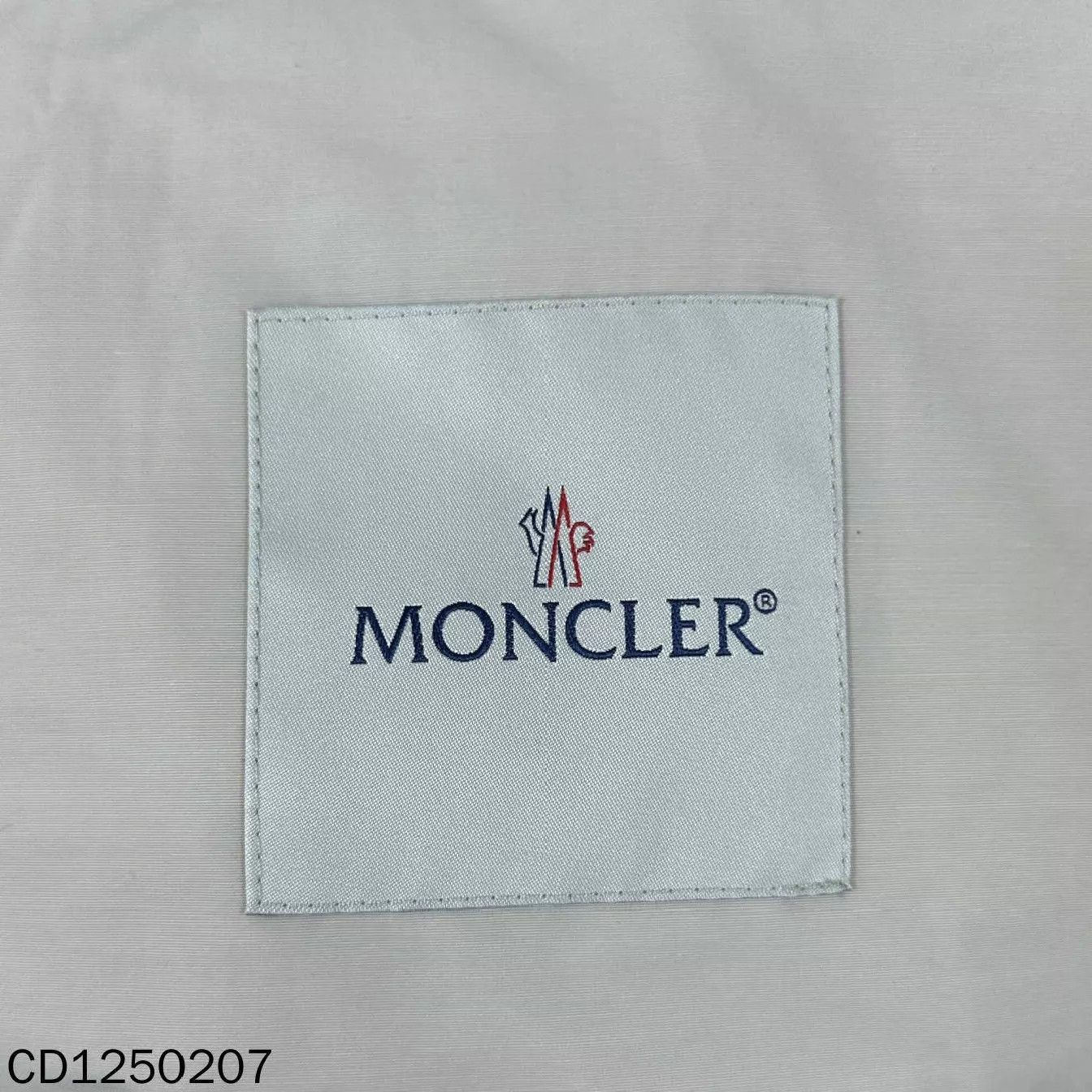 Moncler Moncler ss26 logo zip jacket Women's 0 99 new Size XS / US 0-2 / IT 36-38 - 7 Thumbnail