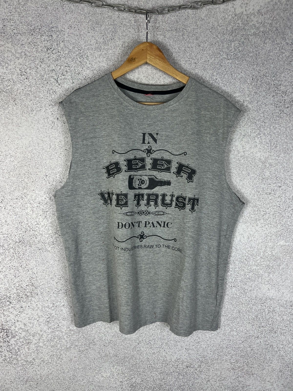 Other Vintage Y2K Humor IN BEER WE TRUST Tee Size US XL / EU 56 / 4 - 1 Thumbnail