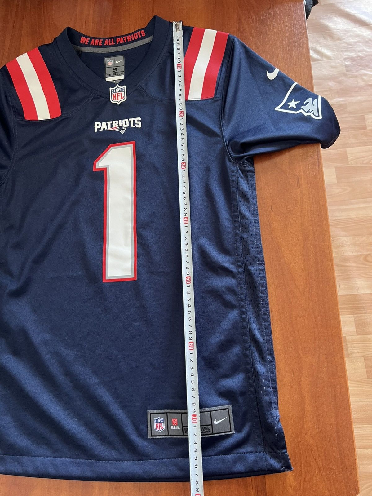 NFL 2021 NFL USA New England Patriots #1 Newton Football shirt Size US S / EU 44-46 / 1 - 14 Thumbnail