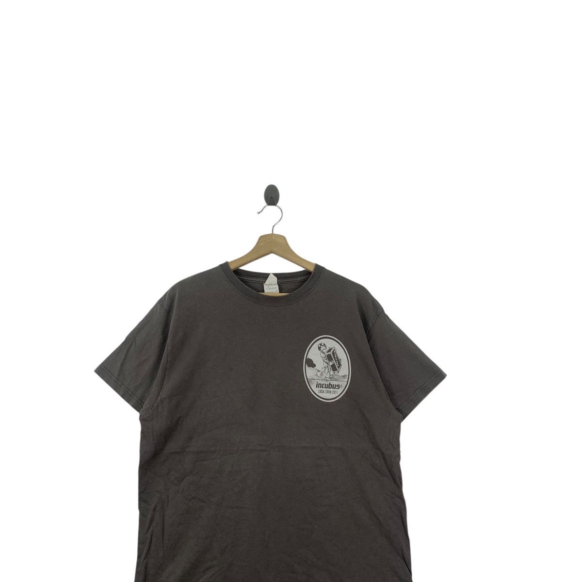 Band Tees Vintage INCUBUS BAND Local Crew 2011 Tour Tee Shirt Rock Size US L / EU 52-54 / 3 - 2 Thumbnail