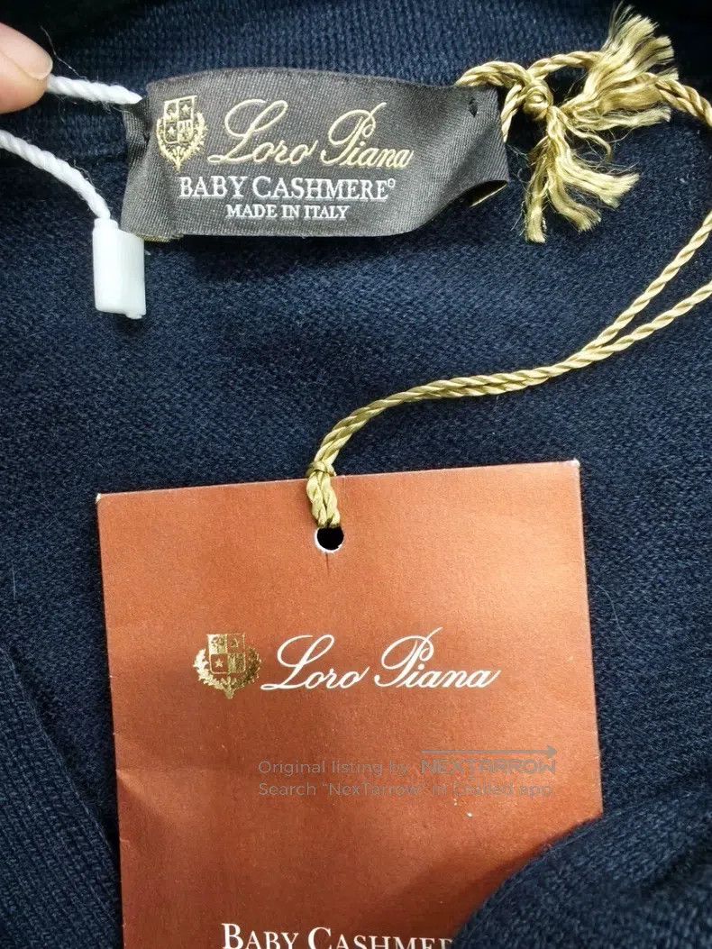 Loro Piana Loro Piana Men's navy blue collar-turned knitwear Size US M / EU 48-50 / 2 - 6 Thumbnail