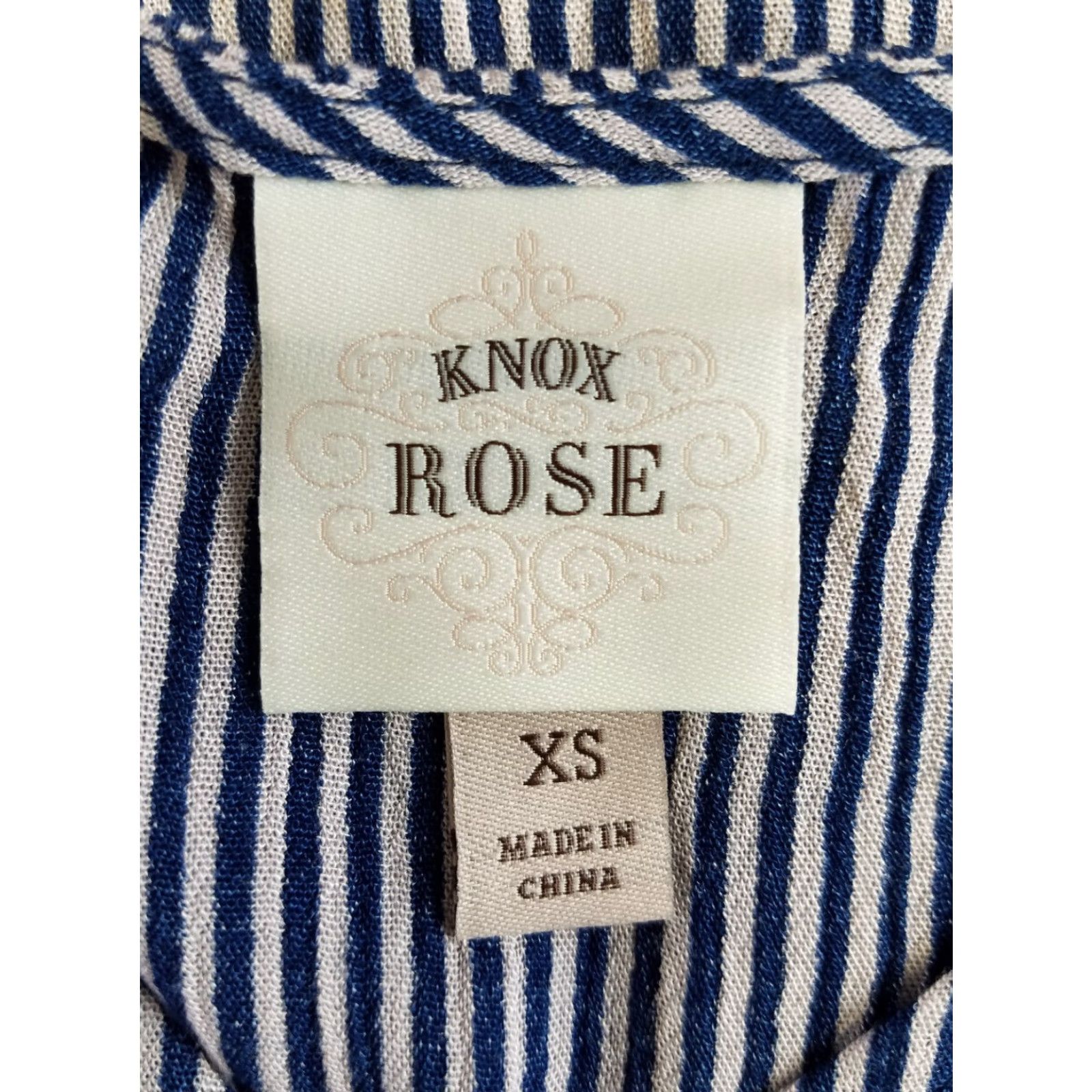 Vintage Knox Rose Womens Sleeveless Top XS Blue Striped Embroidered Keyhole Blouse Size XS / US 0-2 / IT 36-38 - 4 Thumbnail