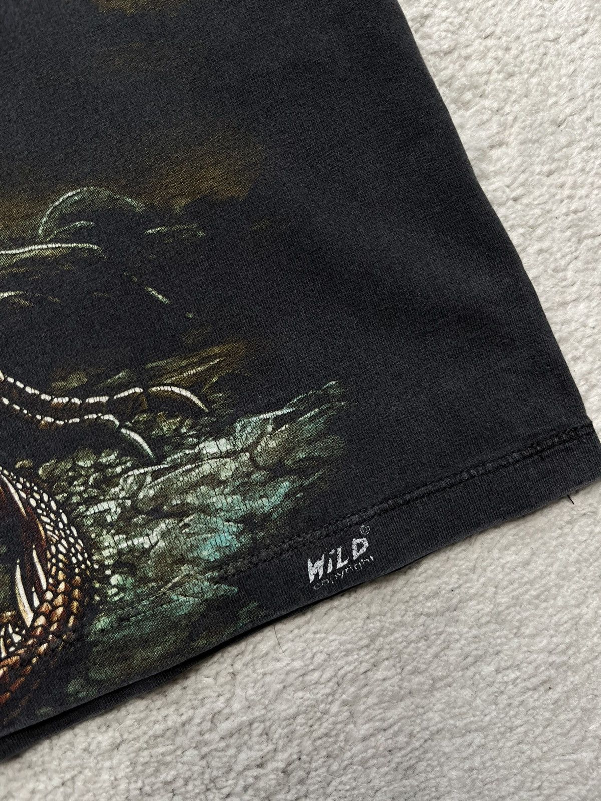 Vintage Vintage Black Green T-Shirt Tee Big Print Dragon Fantasy Size US S / EU 44-46 / 1 - 3 Thumbnail