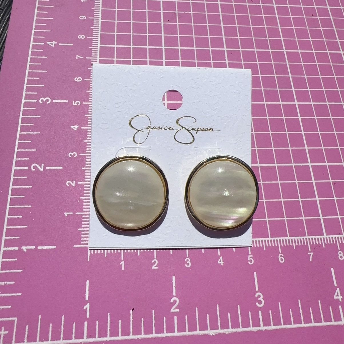 Designer × Jessica Simpson Jessica Simpson Earrings gold tone cream pearl reflective Size ONE SIZE - 4 Thumbnail