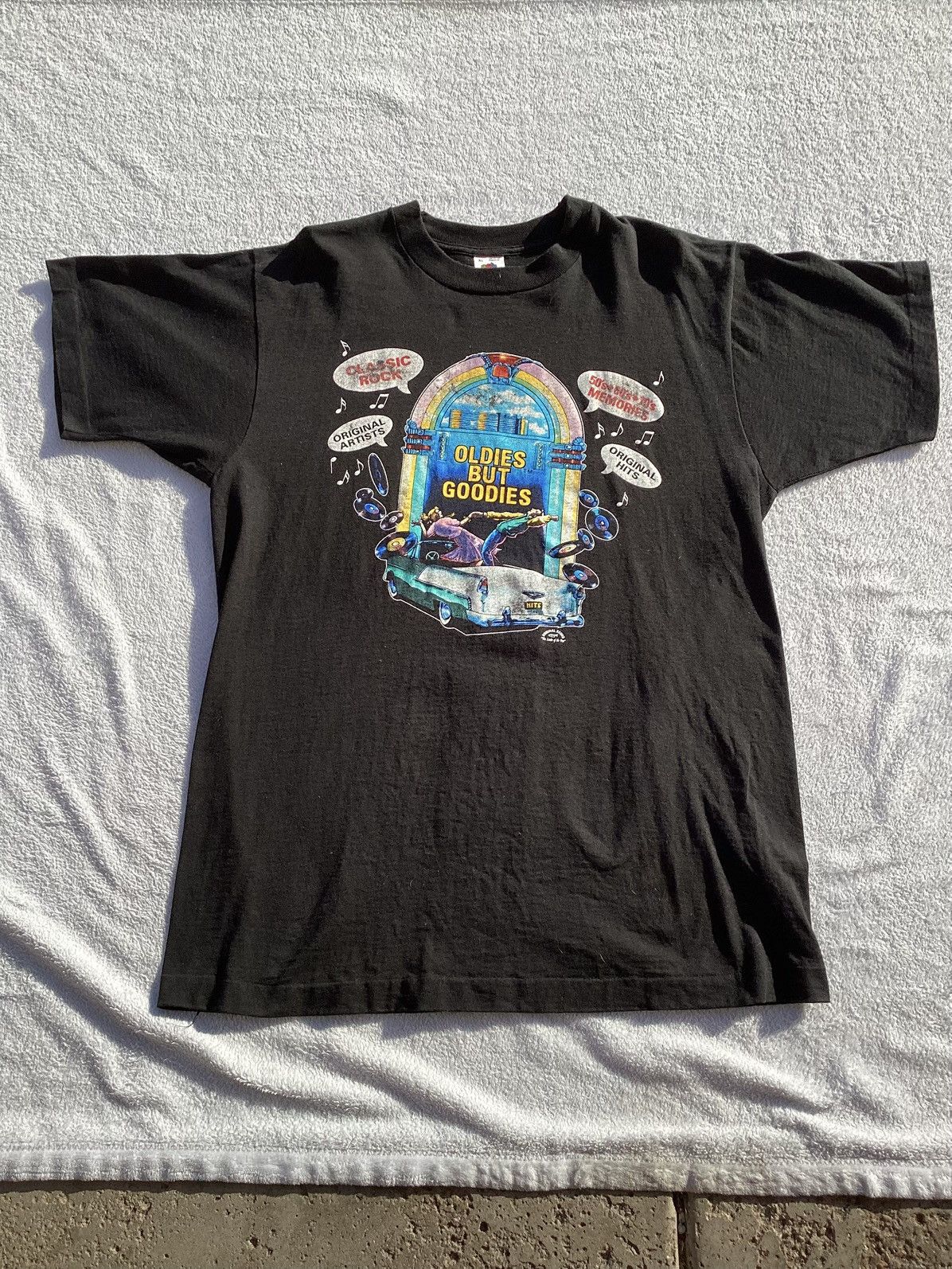 Fruit Of The Loom oldies but goodies 50s 60s 70s classic rock original hits T Size US XL / EU 56 / 4 - 1 Thumbnail