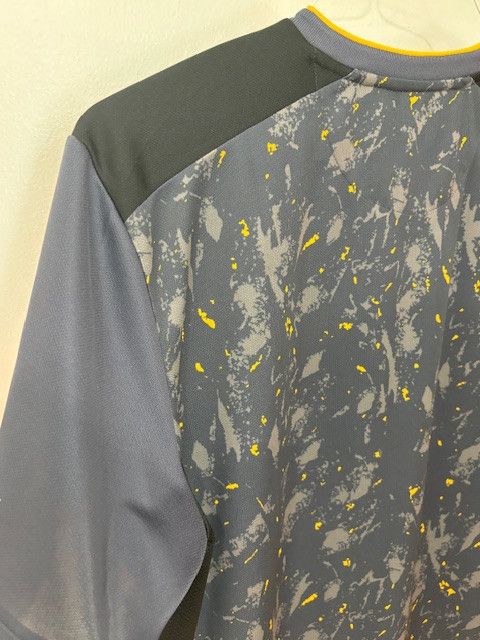 Castore Wolves Away Jersey 21/22 Size US L / EU 52-54 / 3 - 8 Thumbnail