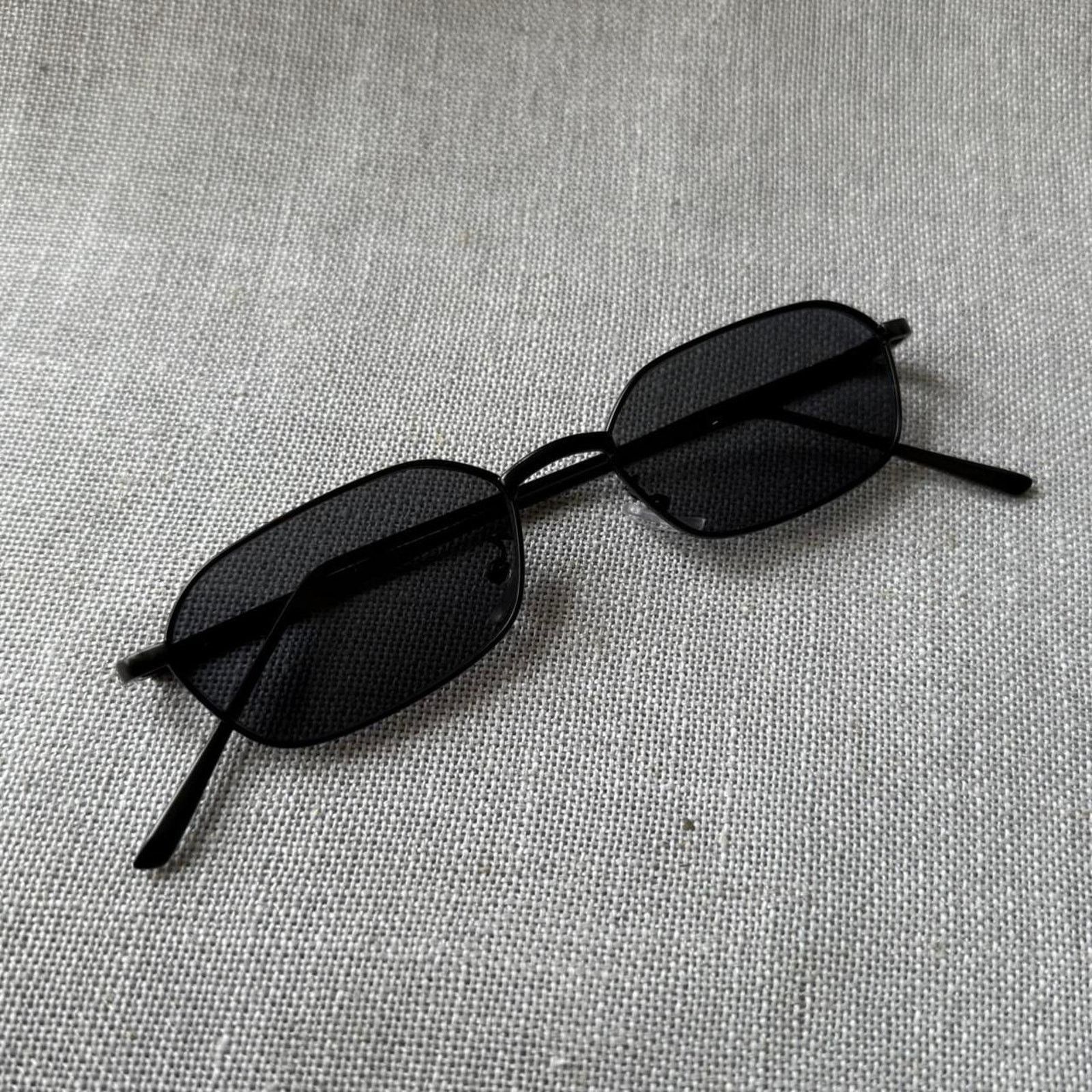 Other Black frame sunglasses casual MENS2 Size ONE SIZE - 1 Thumbnail