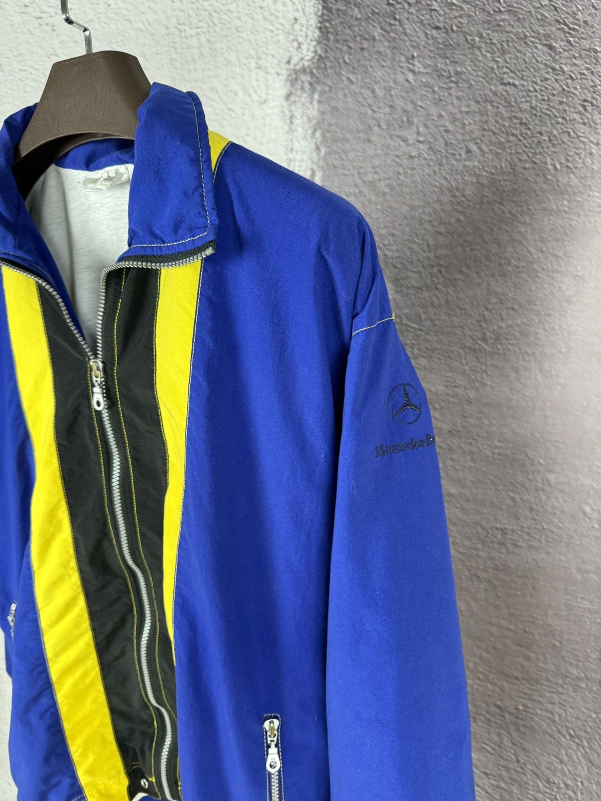 Mercedes-Benz × Vintage Mercedes-Benz vintage blue yellow striped track suit Size US L / EU 52-54 / 3 - 11 Thumbnail