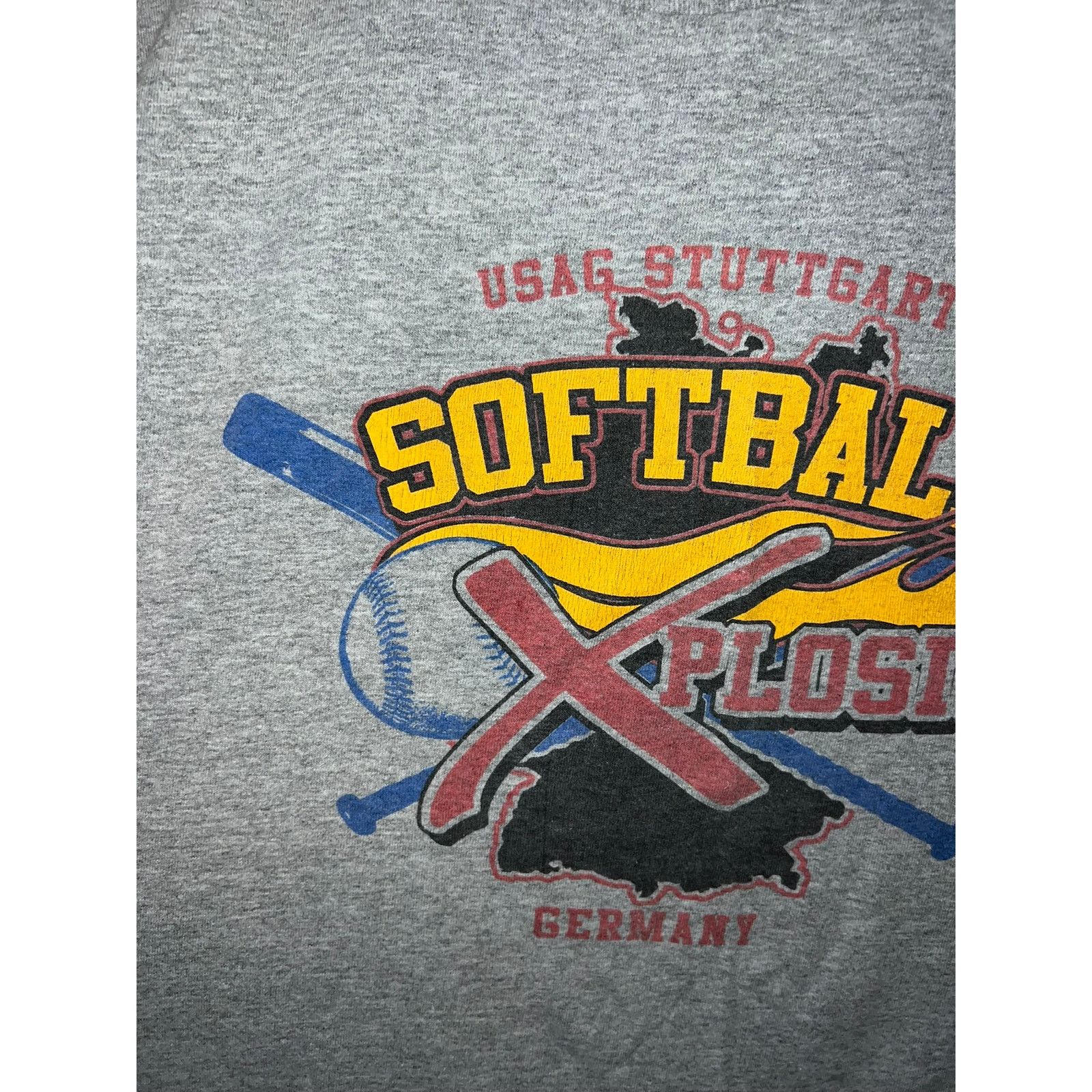 Fruit Of The Loom Vintage USAG Stuttgart Shirt Softball Germany Gray Tee XL Size US XL / EU 56 / 4 - 2 Thumbnail