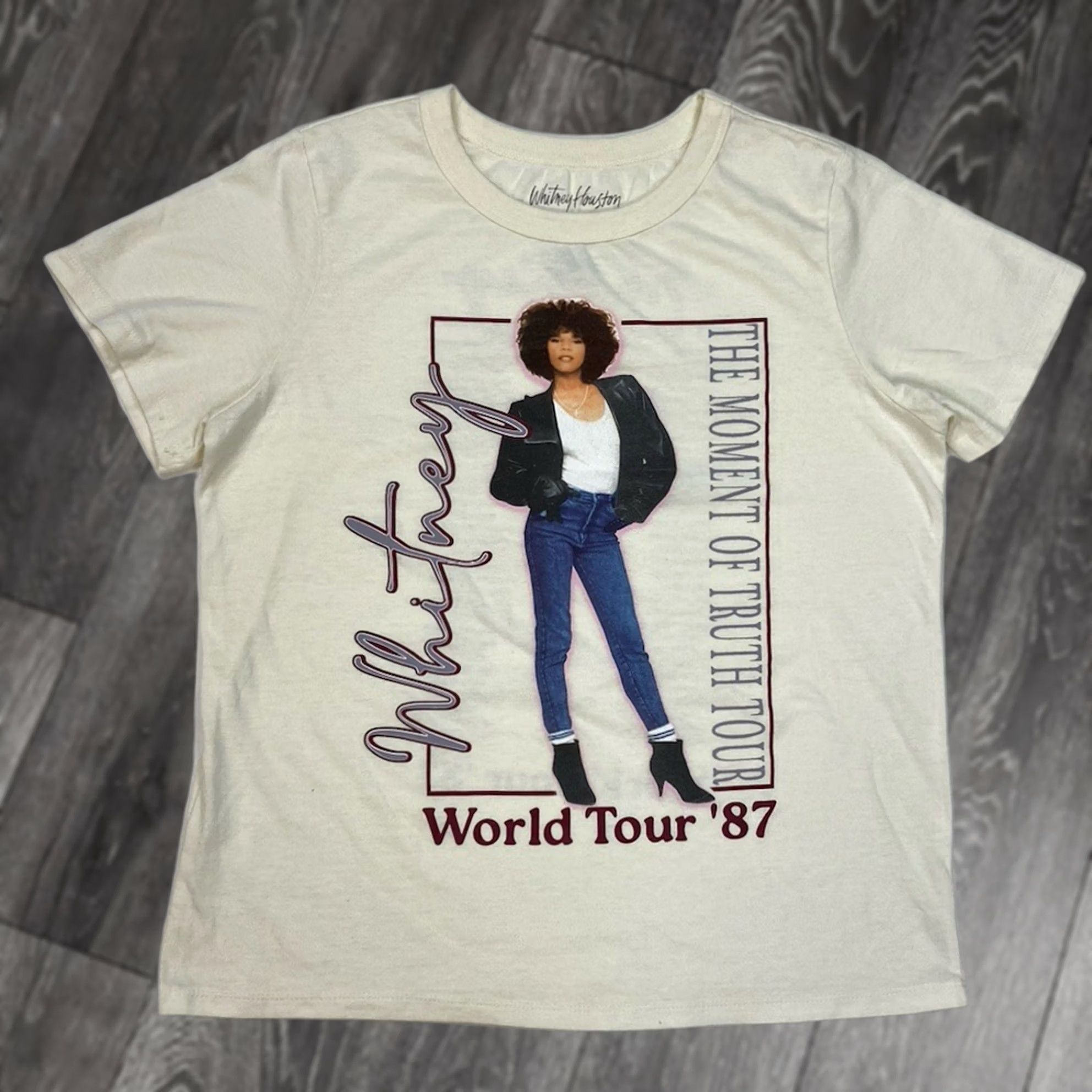 Vintage Whitney Houston The Movement Of Truth World Tour 87 T-shirt Women Medium Music Shirt Ivory Short Sleeve Crew Neck Size M / US 6-8 / IT 42-44 - 1 Thumbnail