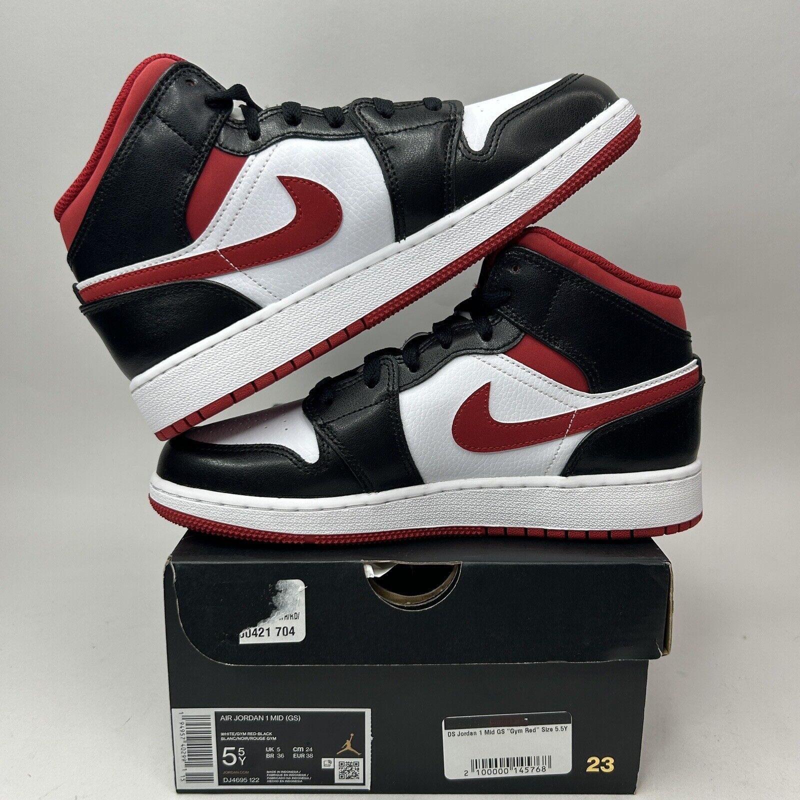 Nike Nike Shoes Air Jordan 1 Mid GS “Gym Red” 2023 Size US 7 / IT 37 - 3 Thumbnail