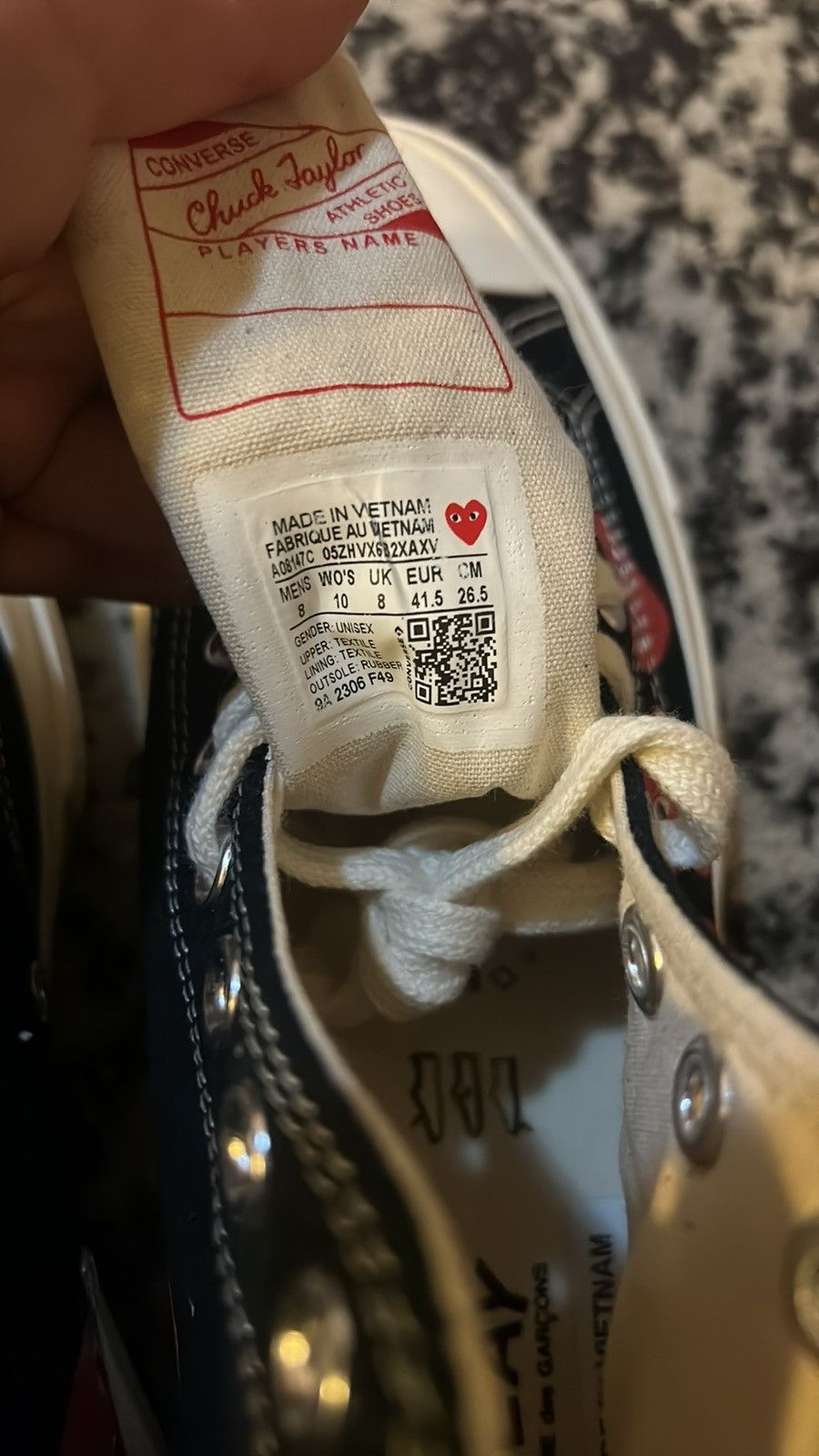 Comme des Garcons PLAY COMME des GARÇONS PLAY Converse Chuck 70 Heart Sneakers Size US 10 / IT 40 - 5 Thumbnail