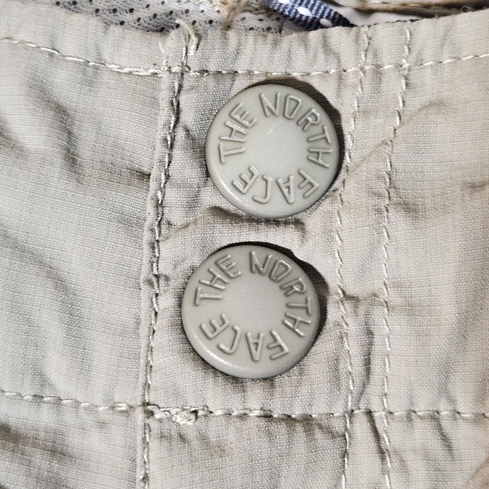 The North Face The North Face Women Pants Cropped 6 Beige Nylon Straight Regular Pocket Zipper Drawstring Button Logo Pockets Outdoor Hiking Beach Nature Sports Size 28" / US 6 / IT 42 - 3 Thumbnail