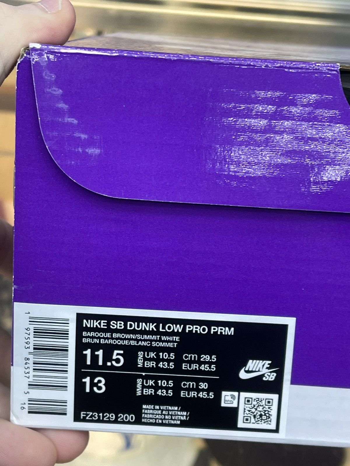 Nike Size 11.5 - Nike Dunk Low SB Big Money Savings Size US 11.5 / EU 44-45 - 12 Thumbnail