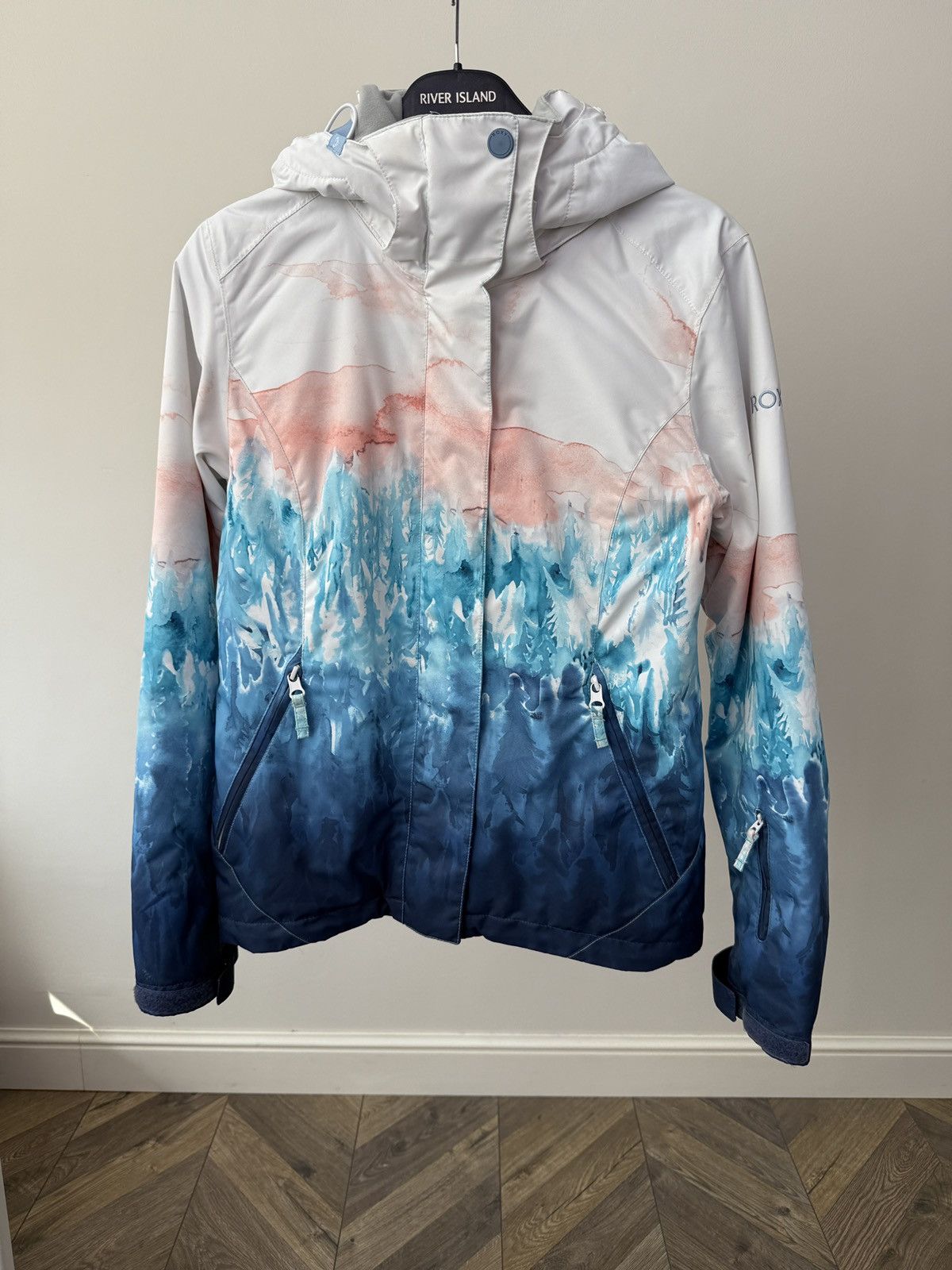 Other Vintage Roxy Women’s Ski Snow Jacket Hooded Waterproof Size S / US 4 / IT 40 - 1 Thumbnail