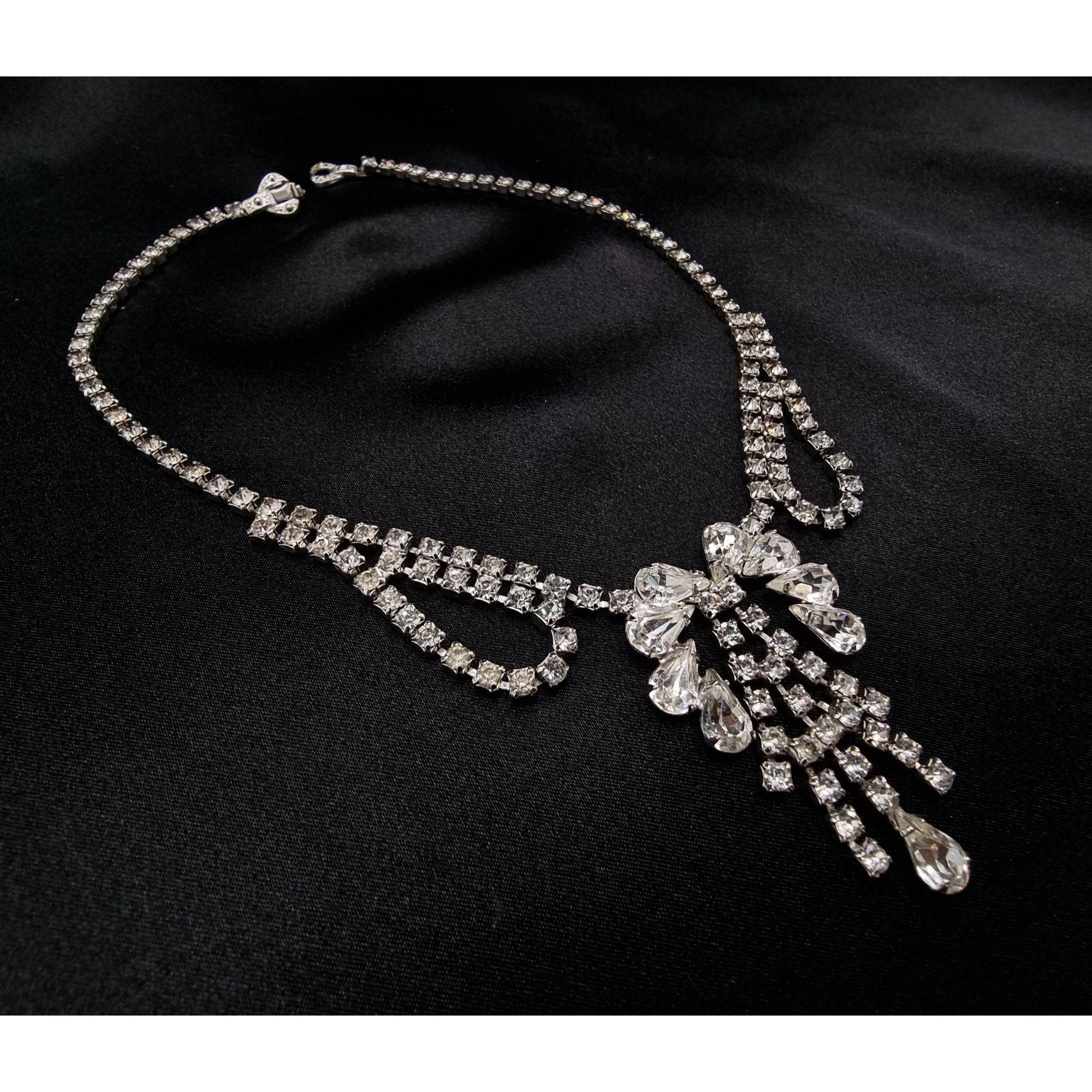 Vintage Vintage 1950's-1960's Rhinestone Choker Necklace Size ONE SIZE - 3 Thumbnail