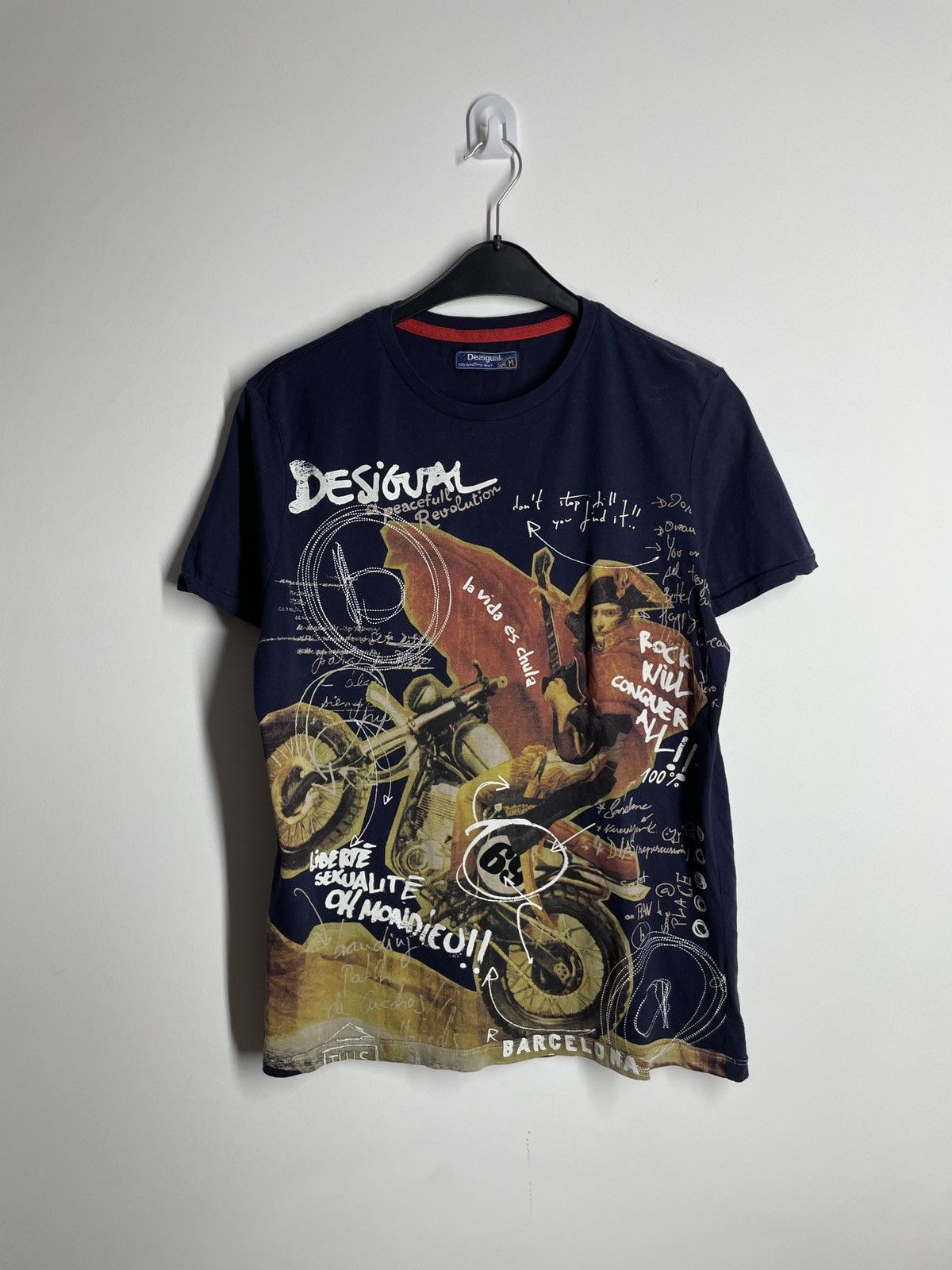 Desigual Desigual Vintage Tshirt Napoleon On Bike Size US M / EU 48-50 / 2 - 3 Thumbnail