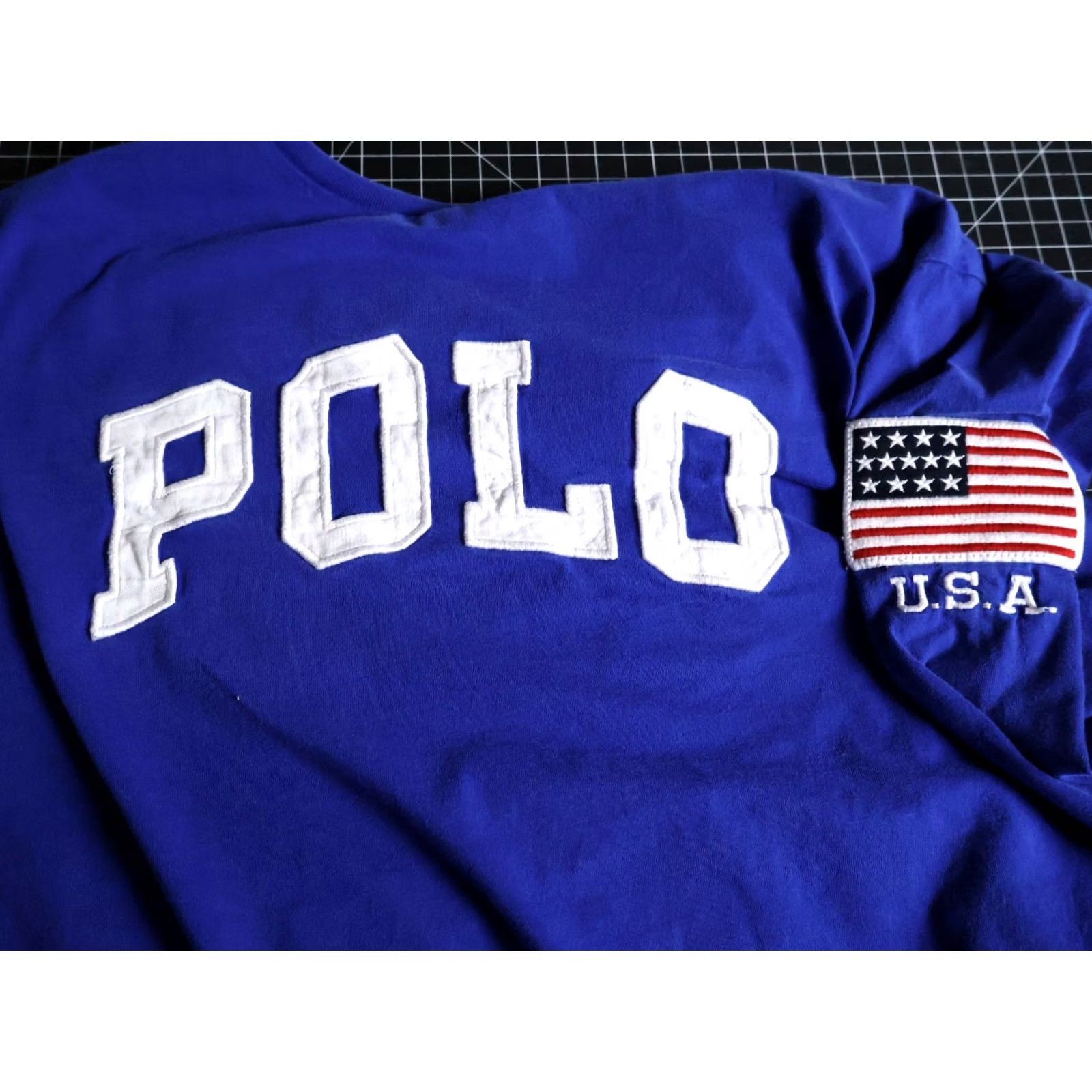 Polo Ralph Lauren Polo Ralph Lauren Long Sleeve T-Shirt Men's 2XL Blue Embroidered Flag Patch Graphic Print Crew Neck Polo RL 90s Patriotic Logo Shirt Regular Mens Size US XXL / EU 58 / 5 - 4 Thumbnail