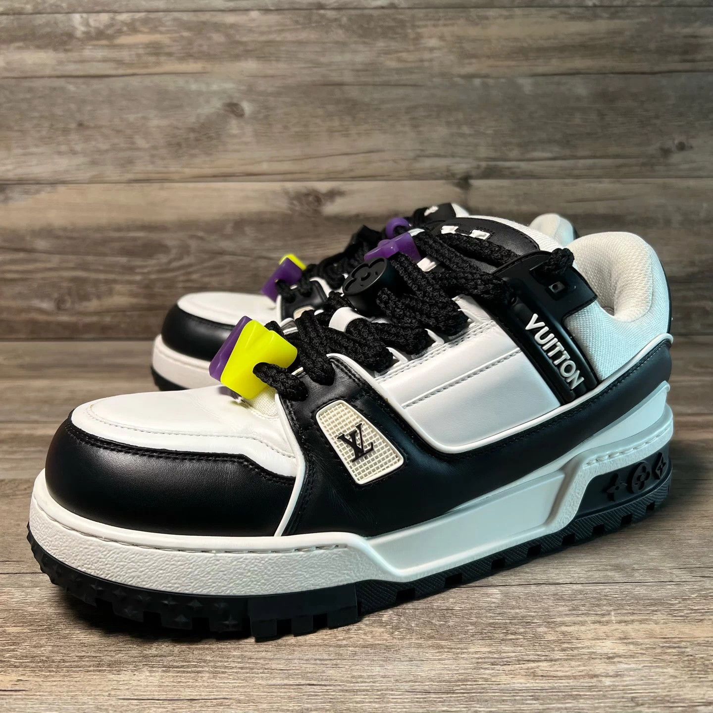 Louis Vuitton LV Trainer Maxi Black White UK9/43 like new Size US 9 / EU 42 - 1 Thumbnail
