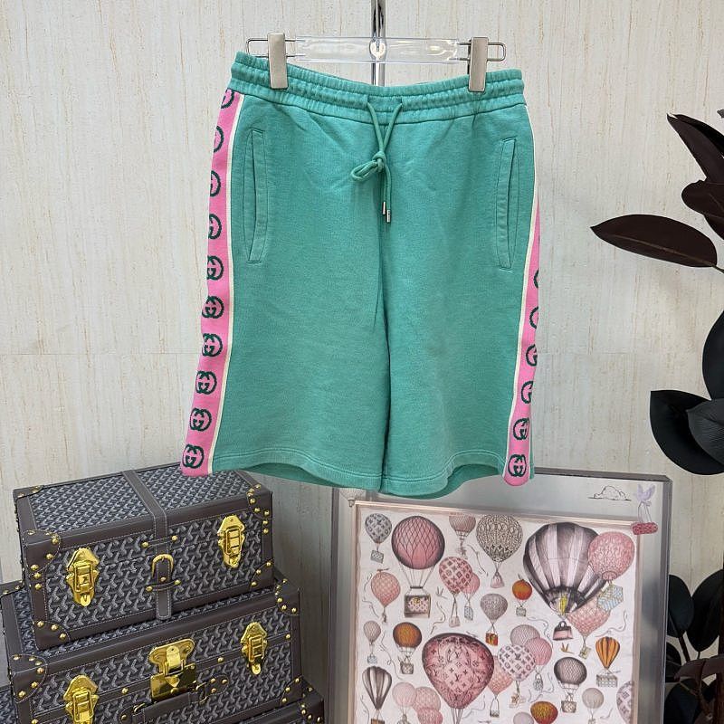 Gucci Gucci Pineapple Logo Shorts Size S Size US 30 / EU 46 - 1 Thumbnail
