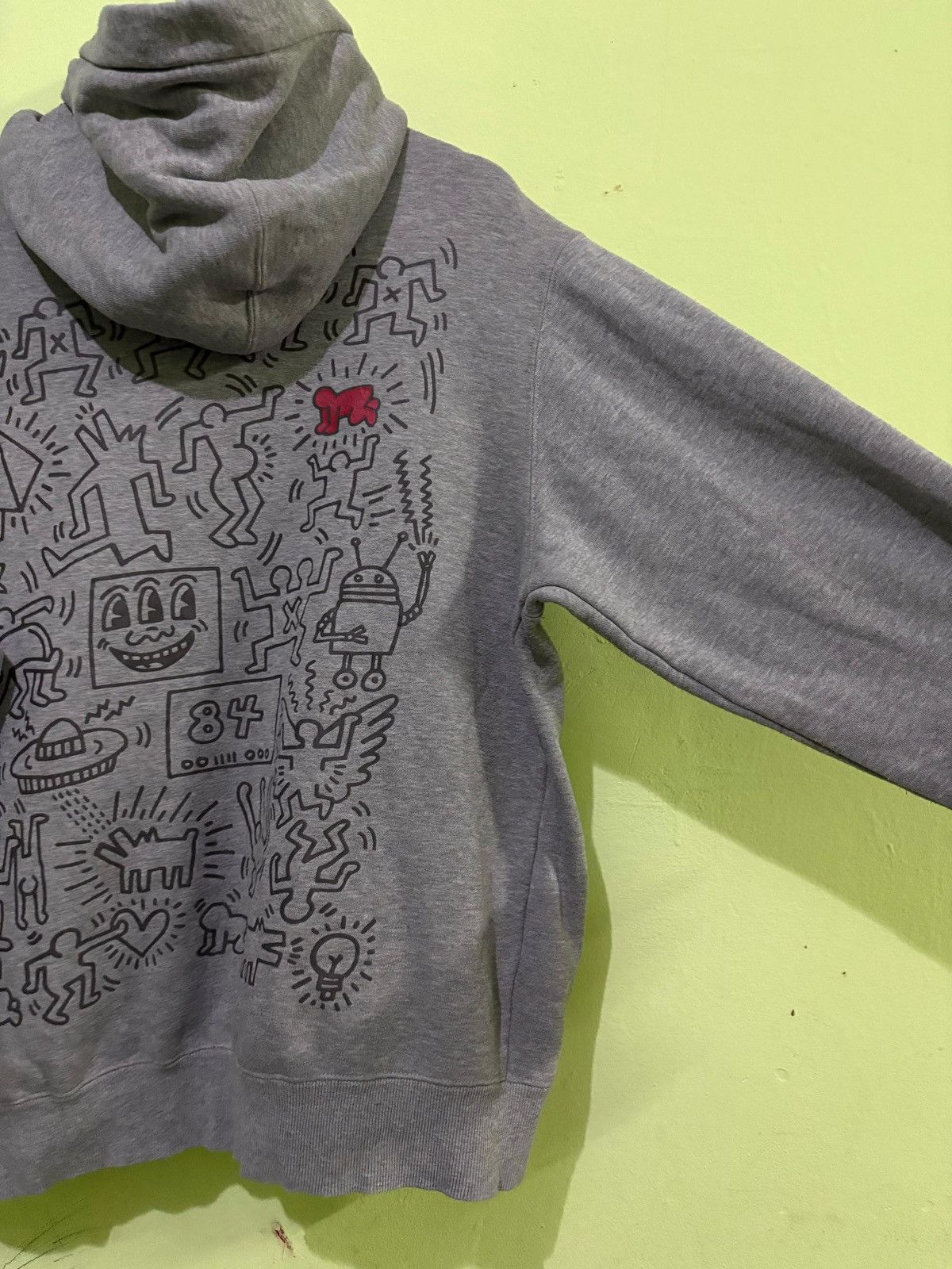 Keith Haring × Uniqlo Vintage Keith Haring Uniqlo Hoodie Pop Art Design Size US L / EU 52-54 / 3 - 5 Thumbnail