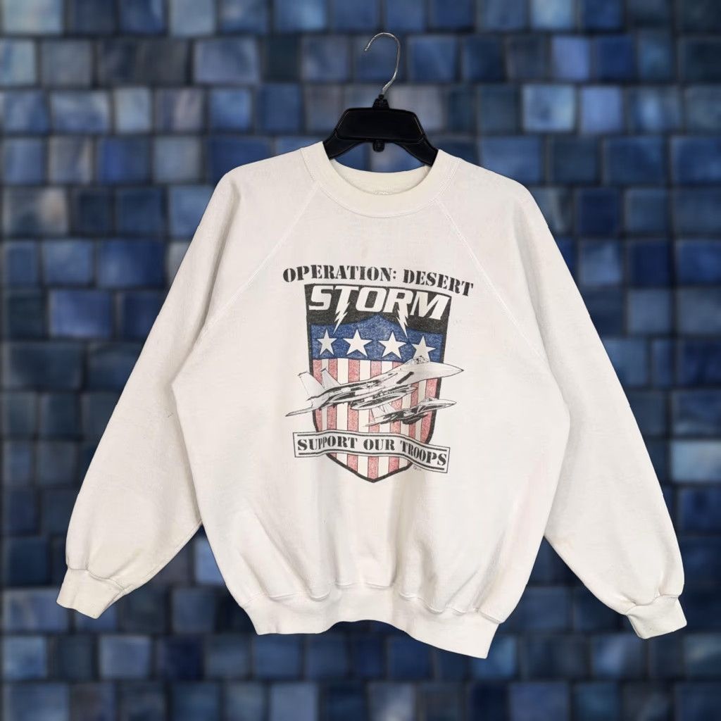 Hanes VINTAGE Hanes Desert Storm Sweatshirt Mens XL White USA 90s Graphic Print Military Patriotics Crew Neck Raglan Long Sleeve Size US XL / EU 56 / 4 - 1 Thumbnail