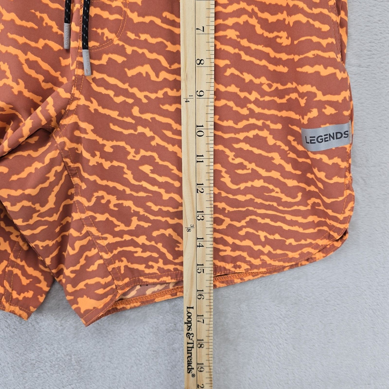 Other Legends Luka Shorts Mens Small Orange Elephant Print 7" Size US 30 / EU 46 - 11 Thumbnail