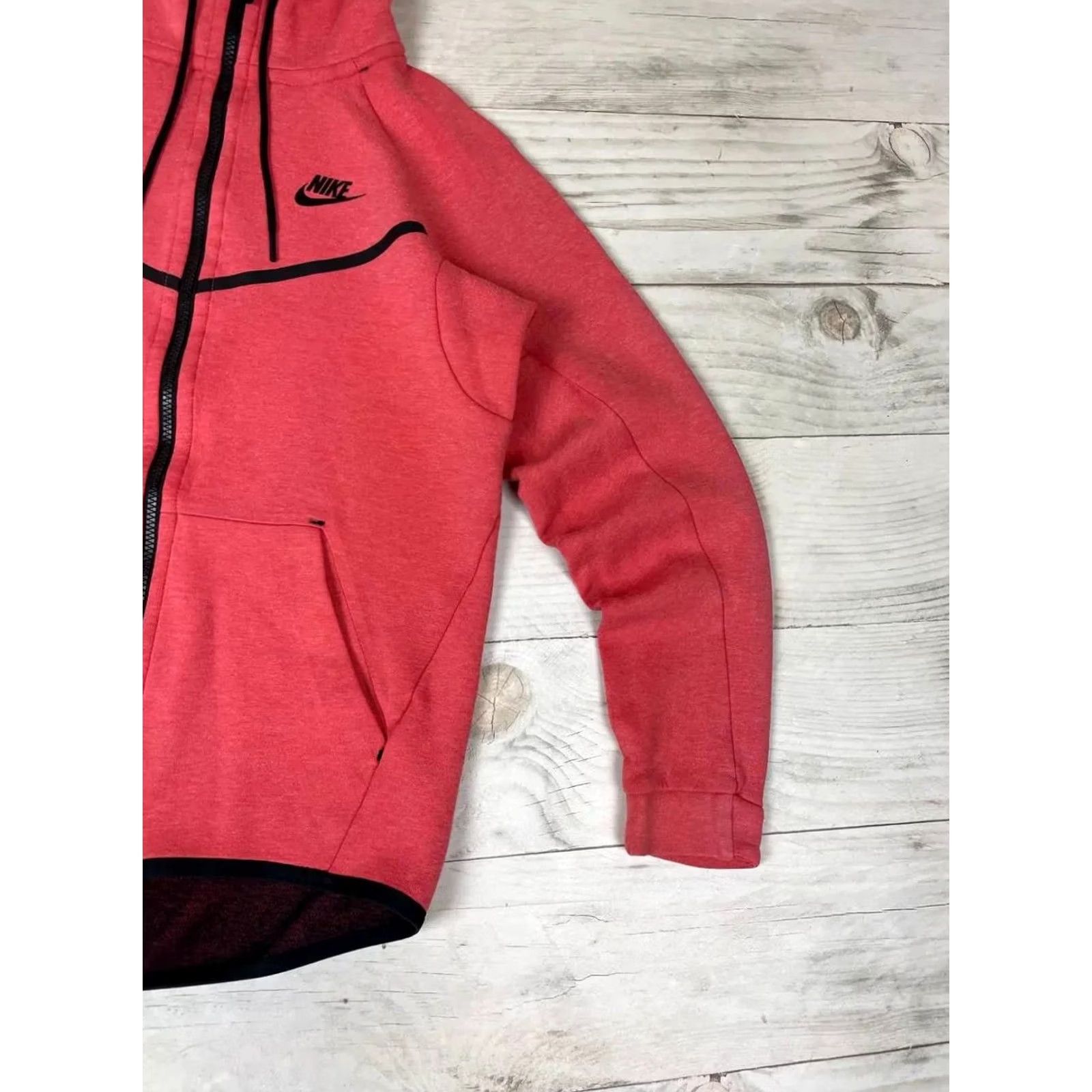 Nike Nike Tech Fleece Hoodie Men XS Red Size US XS / EU 42 / 0 - 4 Thumbnail