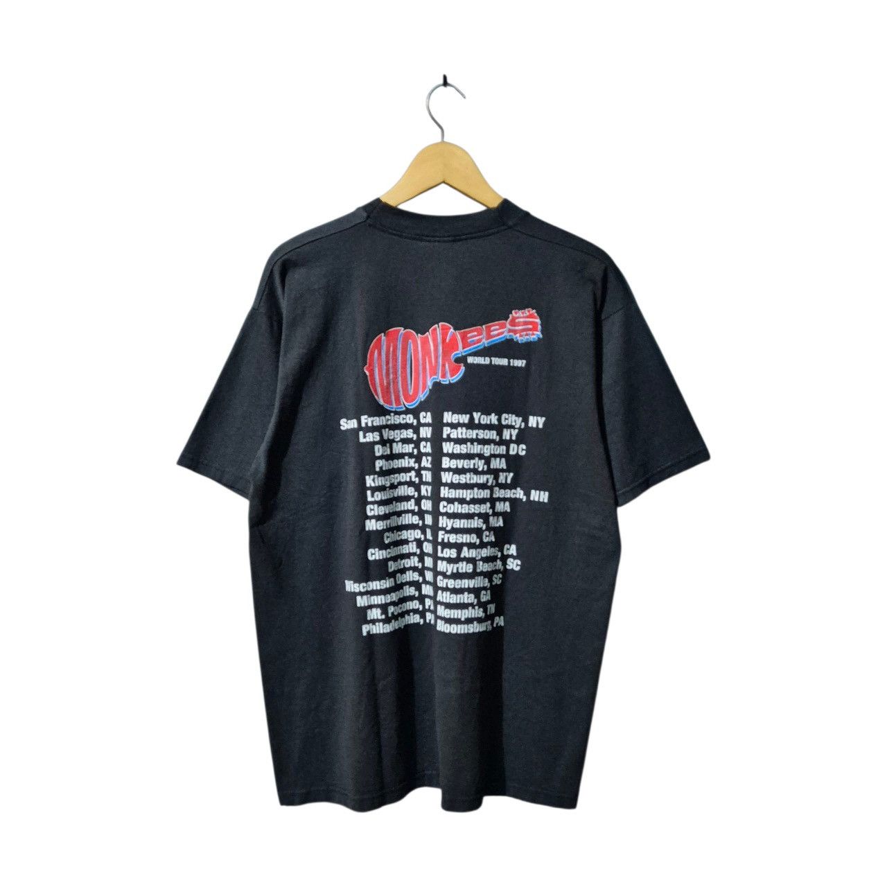 Band Tees Vintage the monkees band 1997 tour Size US L / EU 52-54 / 3 - 2 Thumbnail