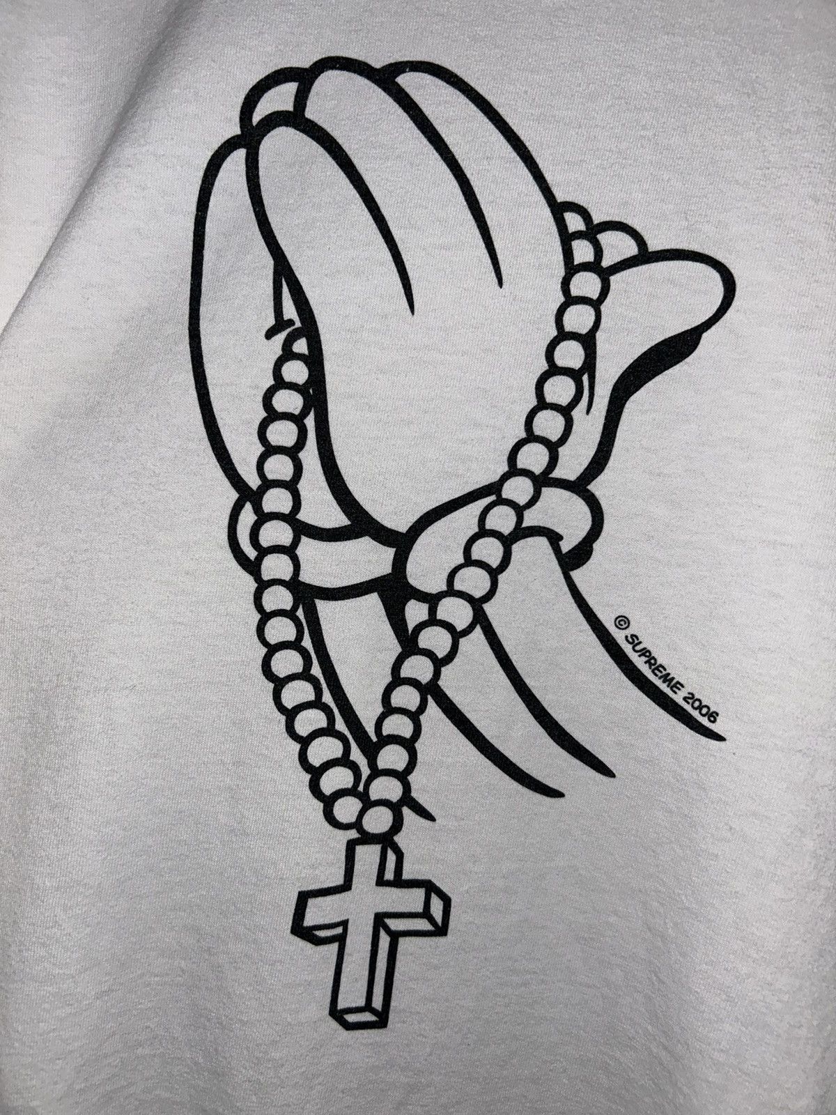 Supreme Supreme Mickey Rosary Mickey Mouse Hands T-shirt 2006 Large Size US L / EU 52-54 / 3 - 2 Thumbnail
