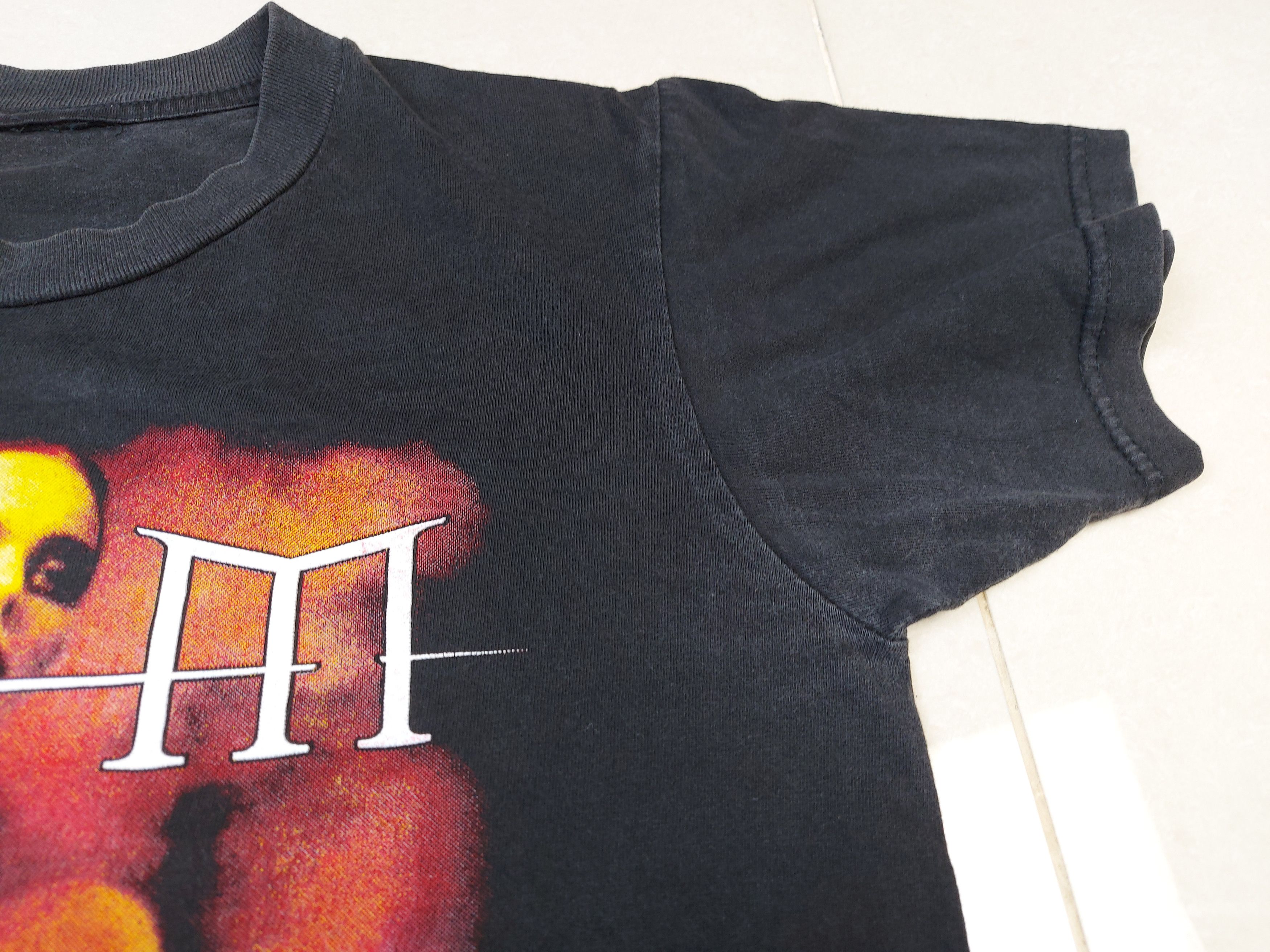 Band Tees × Vintage VTG 2001 HIM Band Deep Shadows and Brilliant Highlights TEE Size US S / EU 44-46 / 1 - 10 Thumbnail