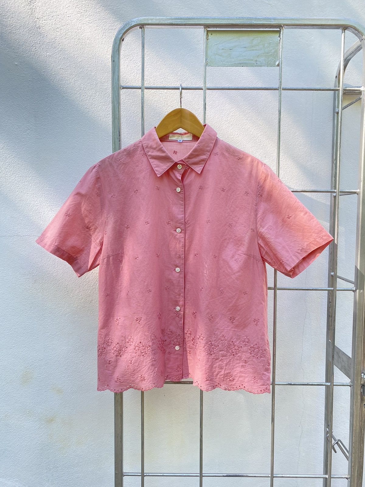 Nina Ricci Nina Ricci Pink Floral Short Sleeve Shirt Size ONE SIZE - 21 Thumbnail