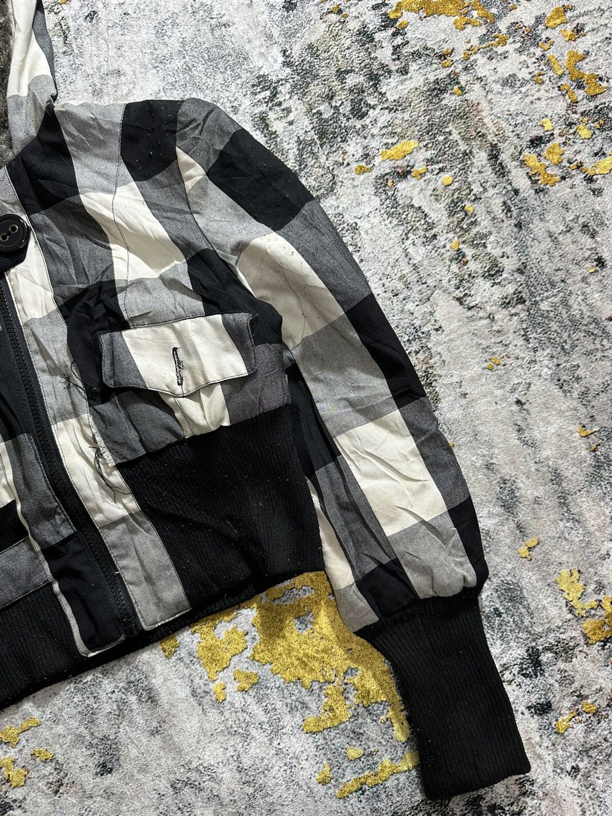 Japanese Brand LGB STYLE CRAZY CROPPED FUR HOODIE ZIP TARTAN JACKET Size S / US 4 / IT 40 - 5 Thumbnail