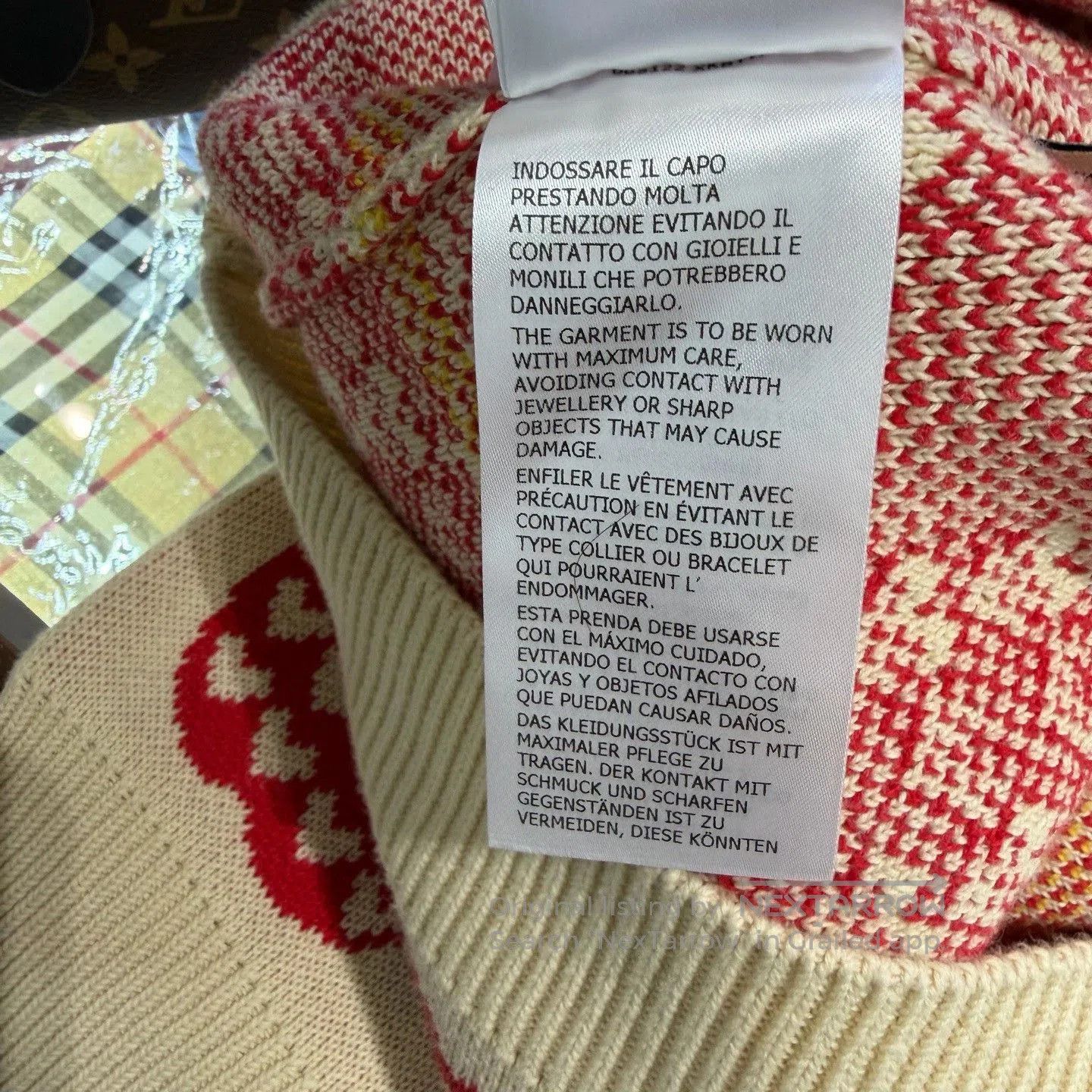 Gucci Gucci Cream Apple Knit Sweater. Size XS / US 0-2 / IT 36-38 - 8 Thumbnail