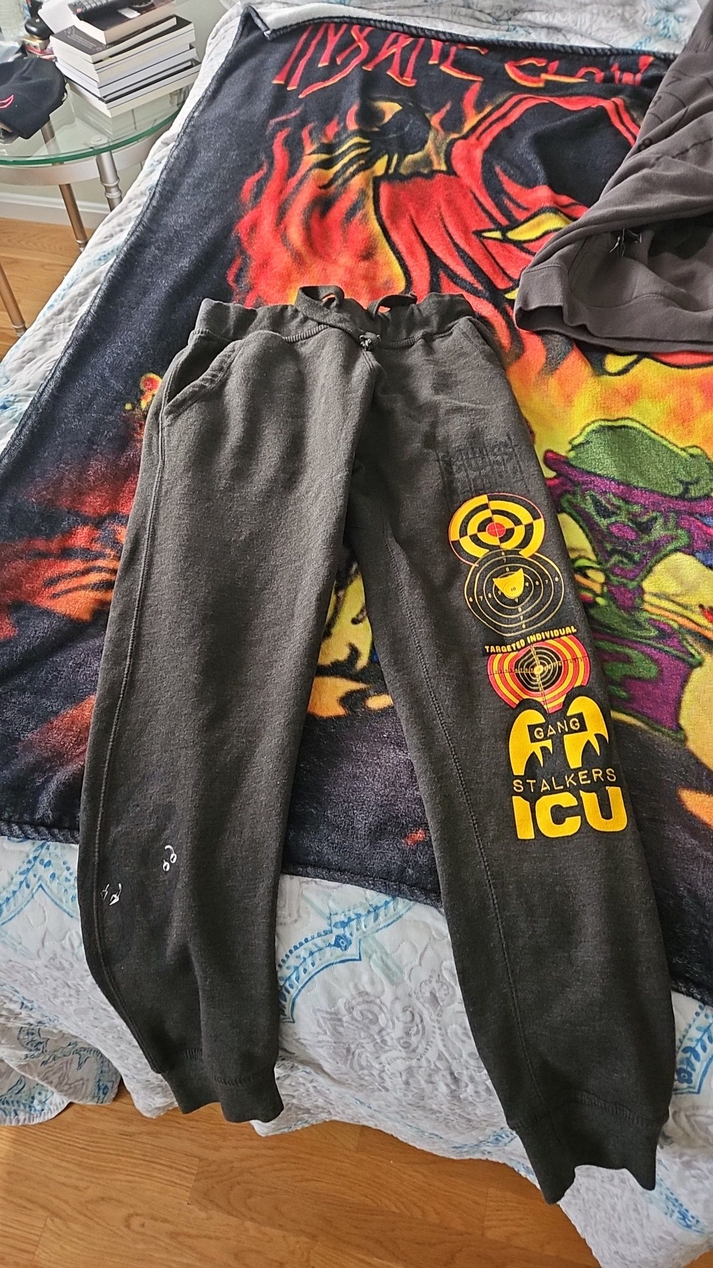 Sus Boy Susboy Targeted Individual Sweatpants Size US 30 / EU 46 - 1 Thumbnail