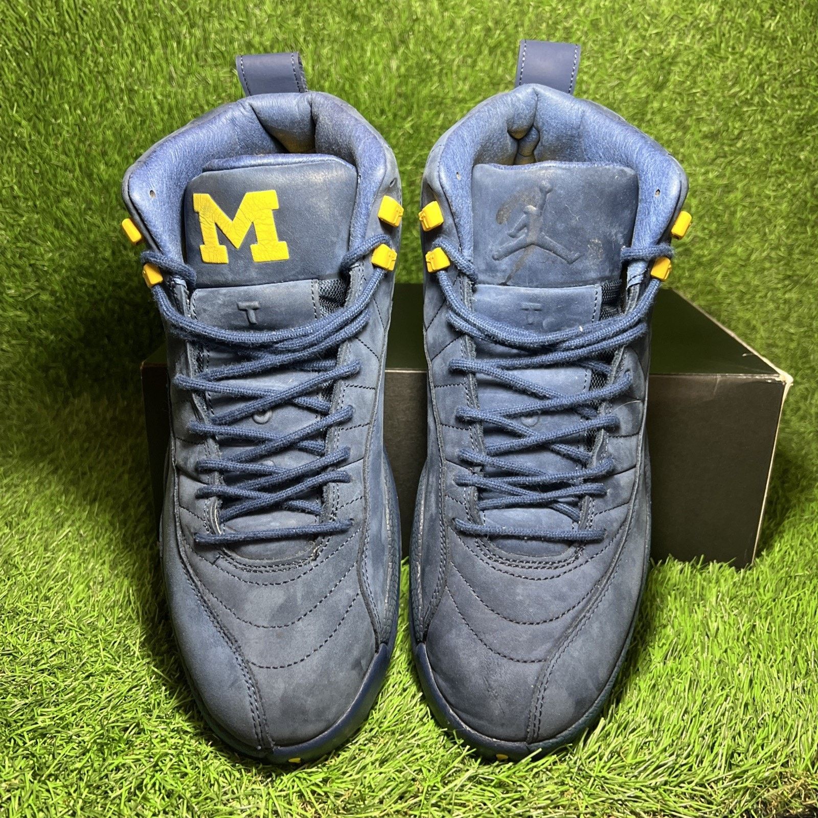 Nike Size 11.5 - Air Jordan 12 Retro Michigan Size US 11.5 / EU 44-45 - 3 Thumbnail