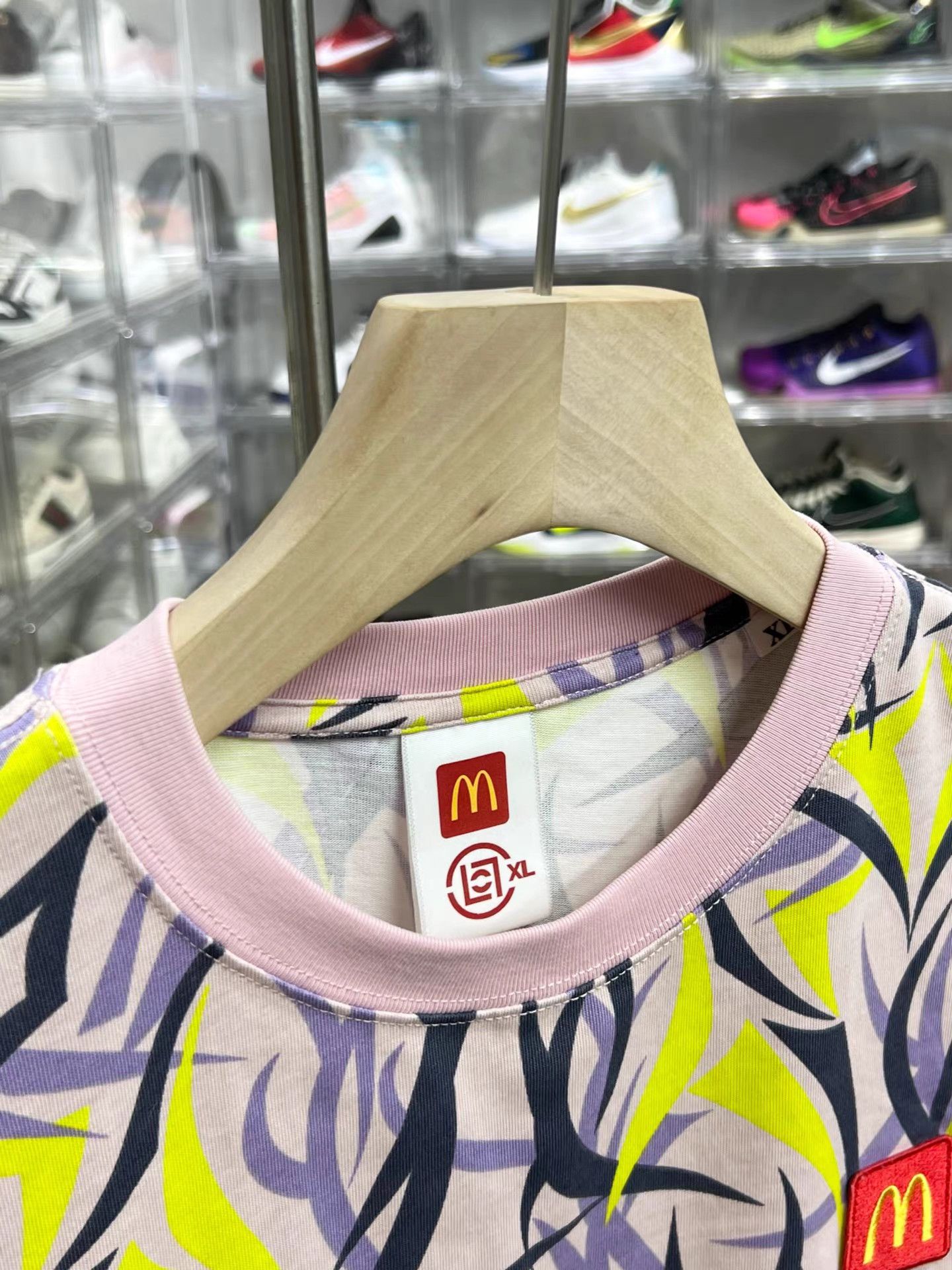 CLOT CLOT x McDonald's Alienegra Short Sleeve T-Shirt K15 Size US XL / EU 56 / 4 - 3 Thumbnail