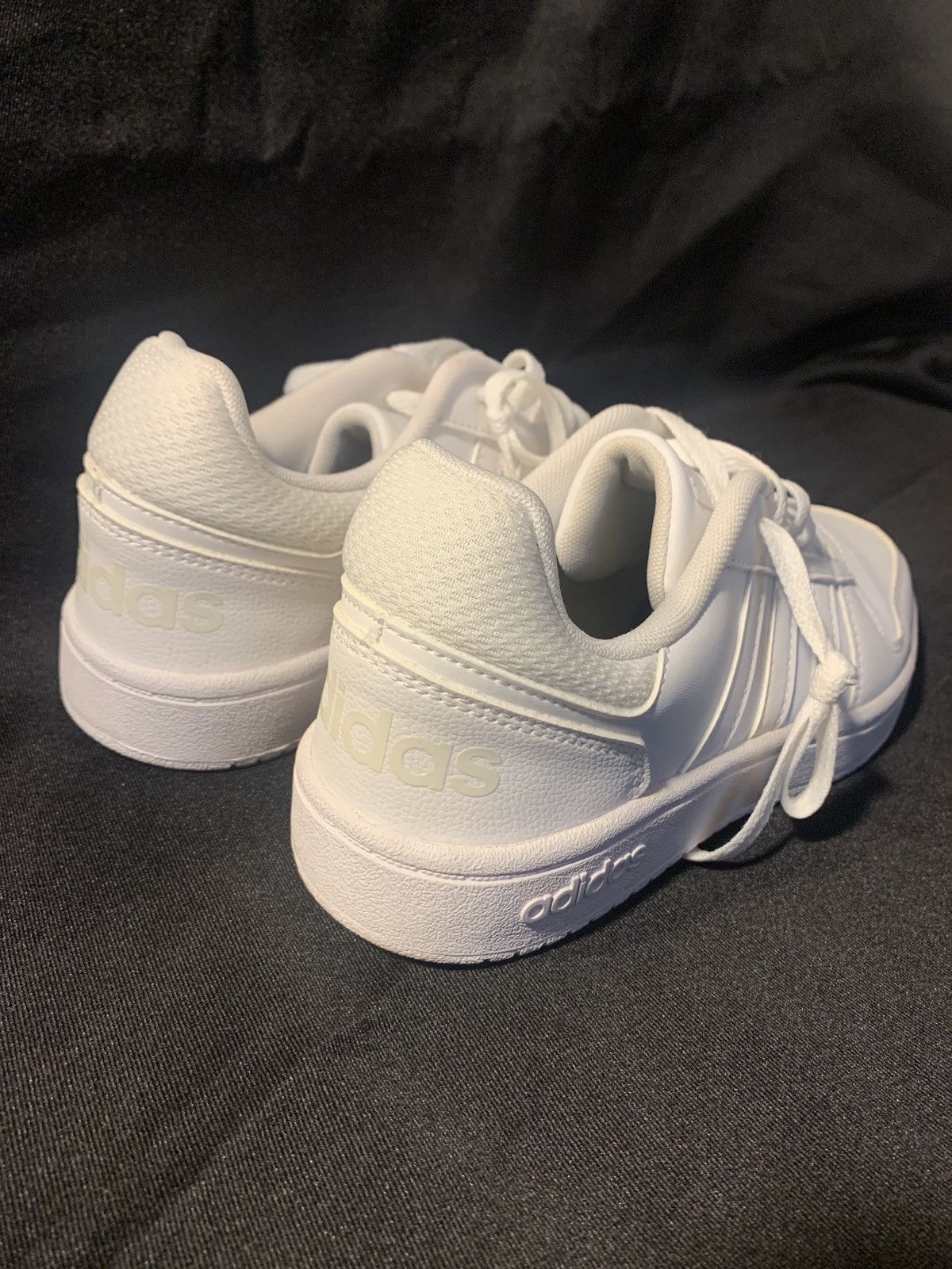 Adidas Adidas Grand Court 2.0 ladies Sz 5 cloud white Size US 5 / IT 35 - 9 Thumbnail