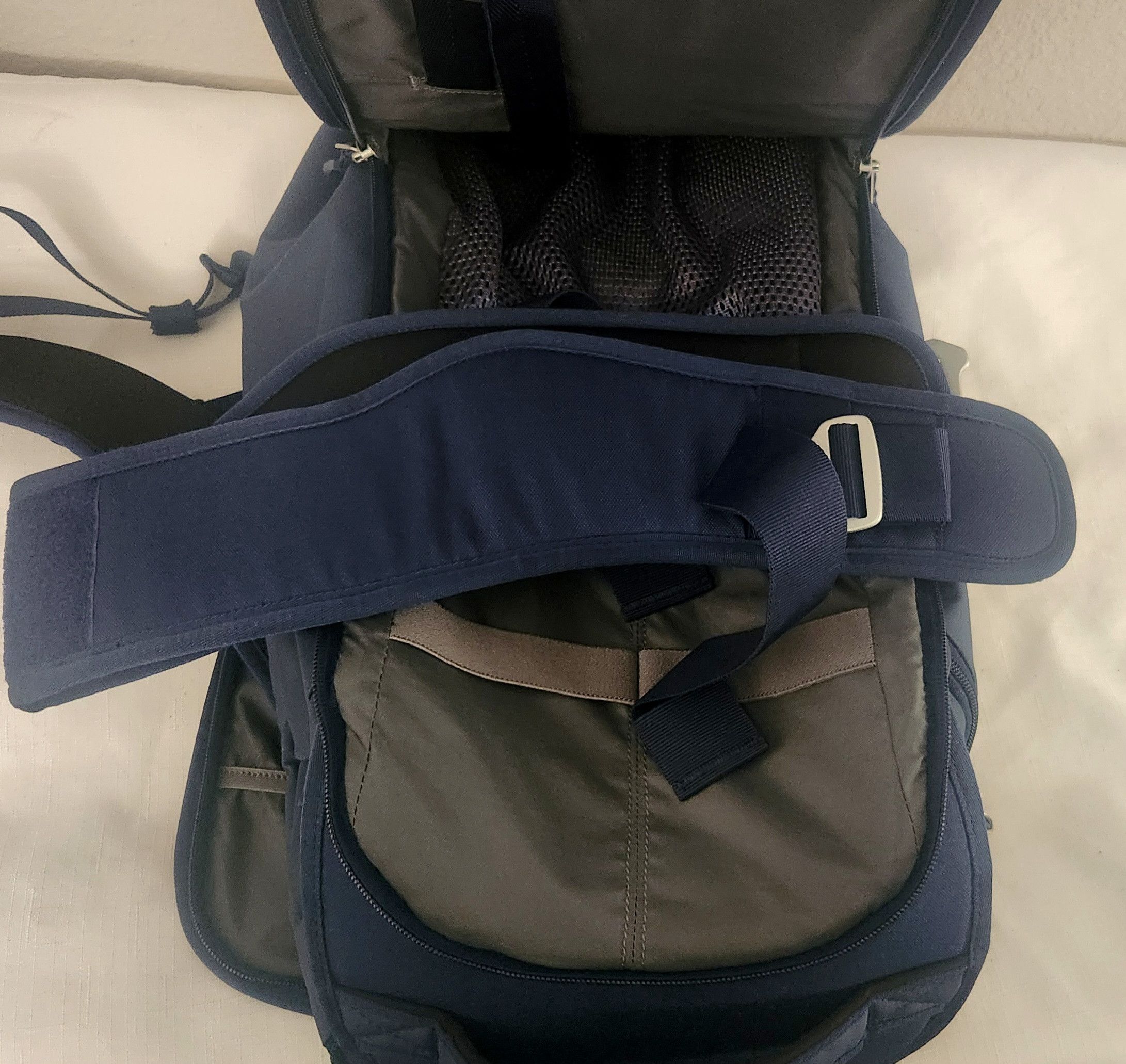Other DB AKA DOUCHEBAG JOURNEY THE FJÄLL BACKPACK 34L ADULT blue Size ONE SIZE - 4 Thumbnail