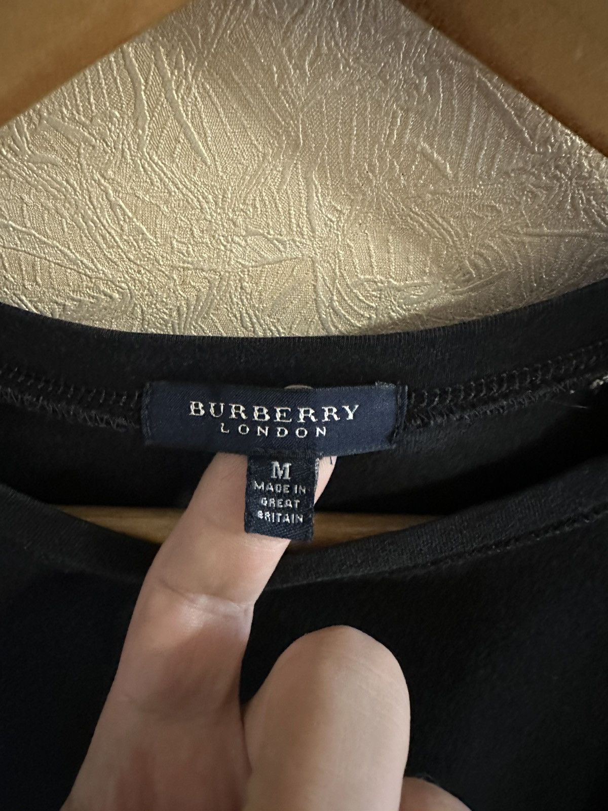 Burberry Burberry t shirt size M vintage Size US M / EU 48-50 / 2 - 2 Thumbnail