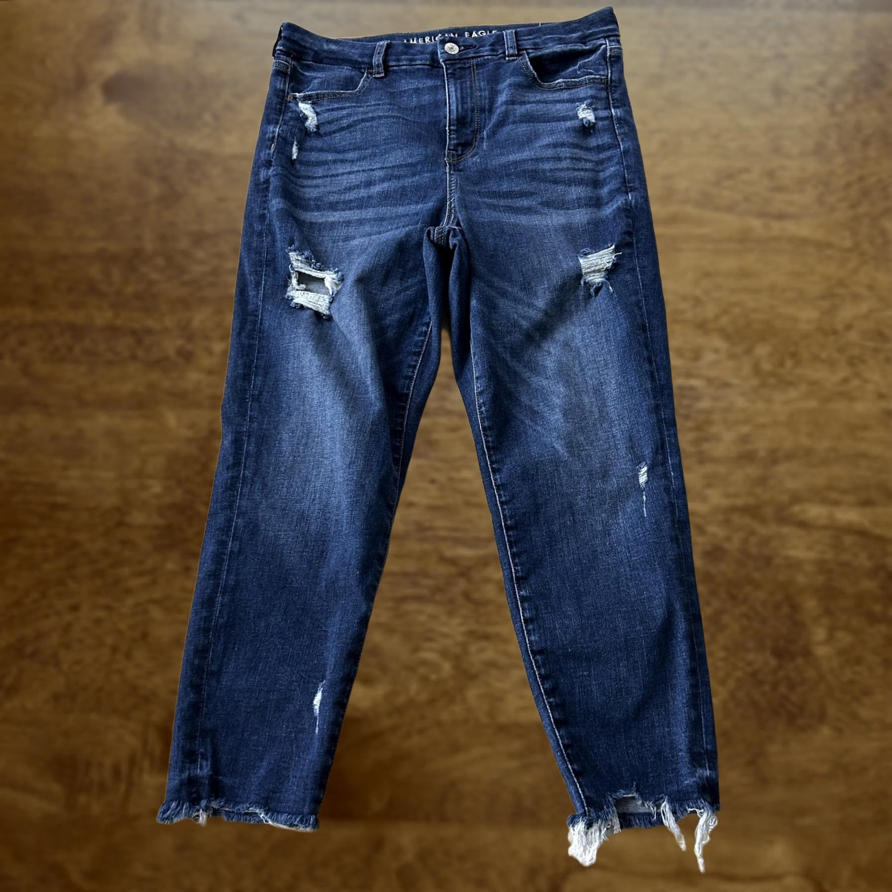 American Eagle Outfitters American Eagle Outfitters Jeans Womens 10 Short Med Blue Distressed Size 32" / US 10 / IT 46 - 1 Thumbnail