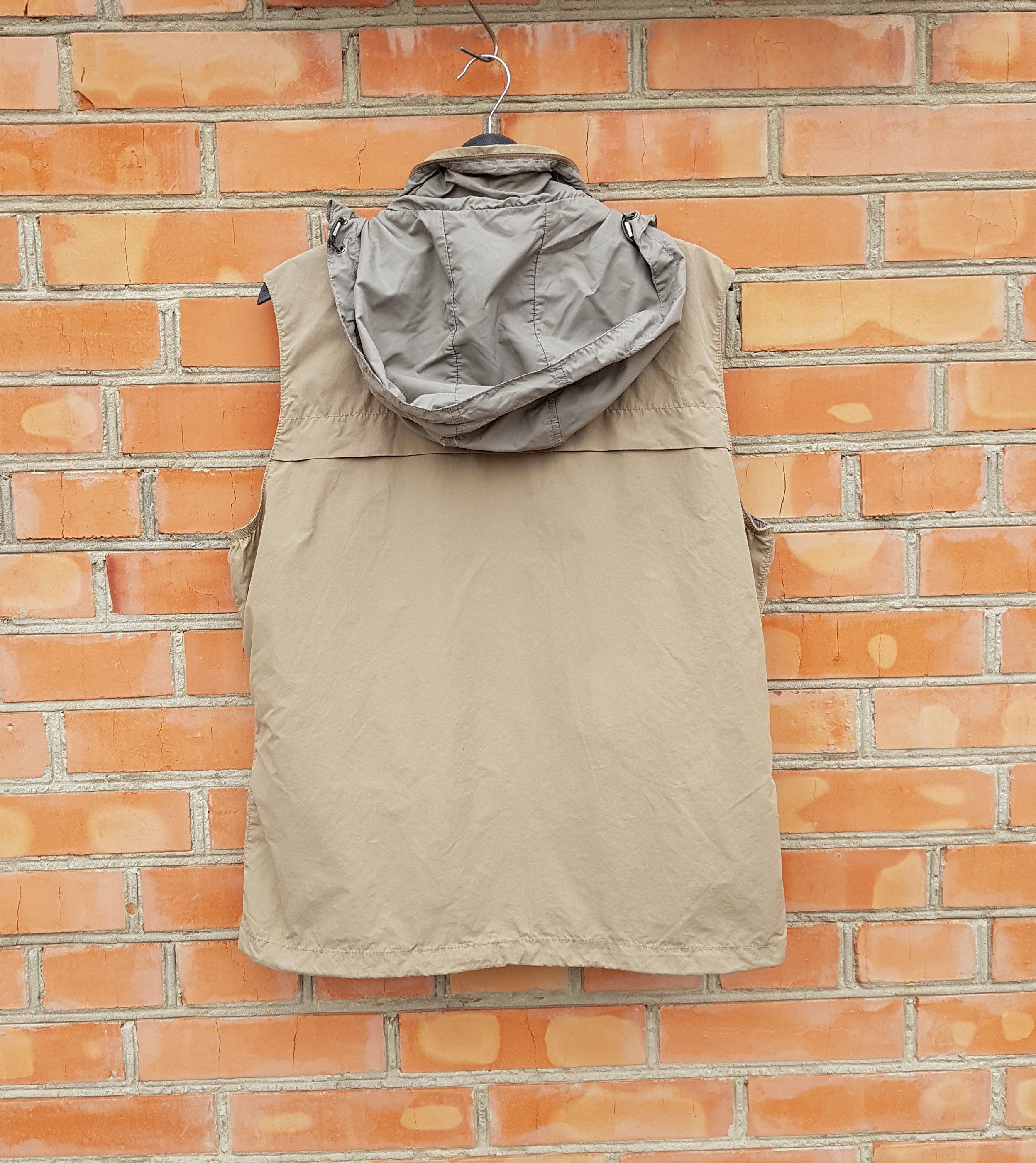 Woolrich Woolen Mills Woolrich Nylon Vest Jacket sz L Size US L / EU 52-54 / 3 - 5 Thumbnail